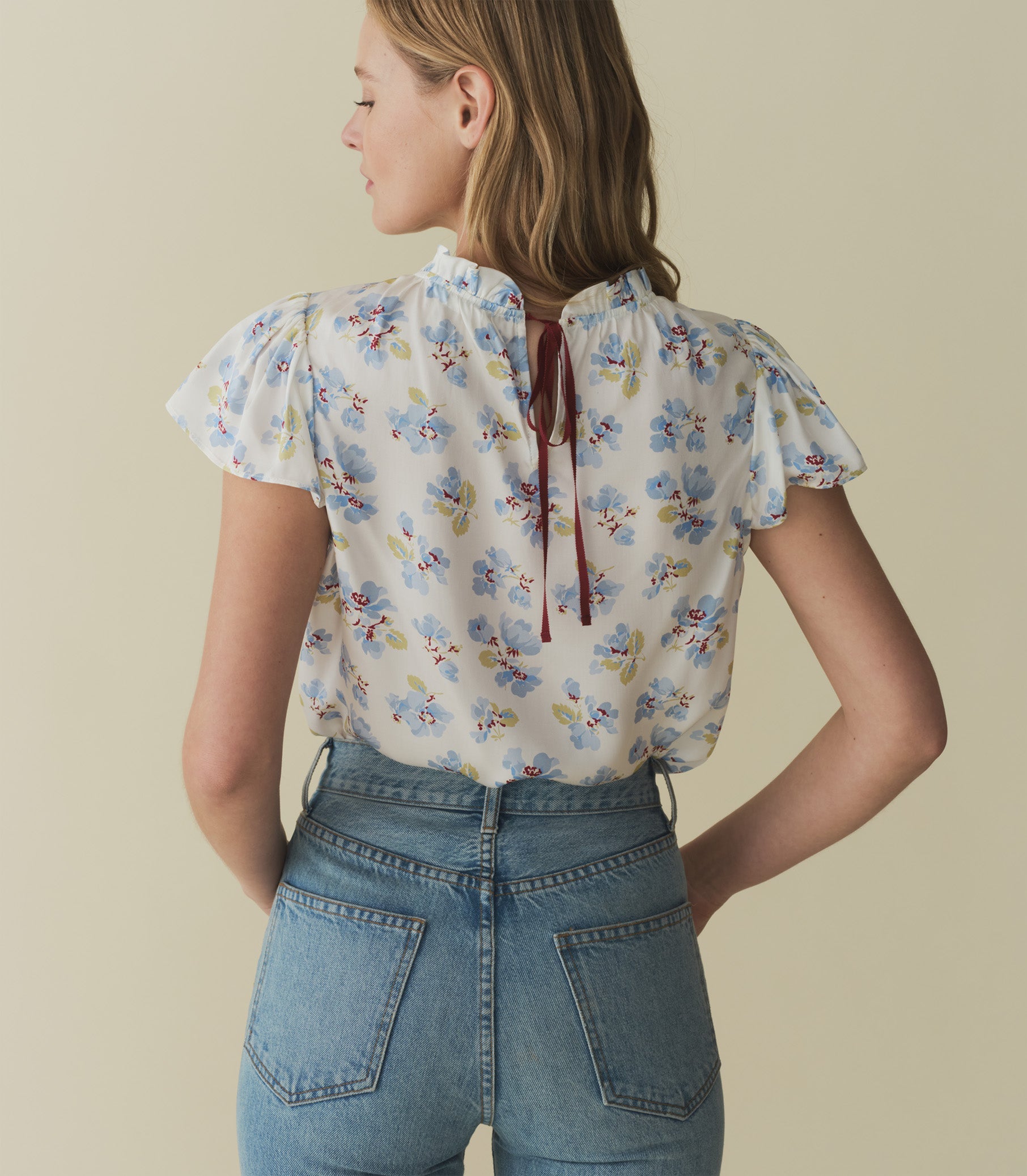 HMD -- YVIE TOP -- BLEU FROLICKING FLORAL view 2
