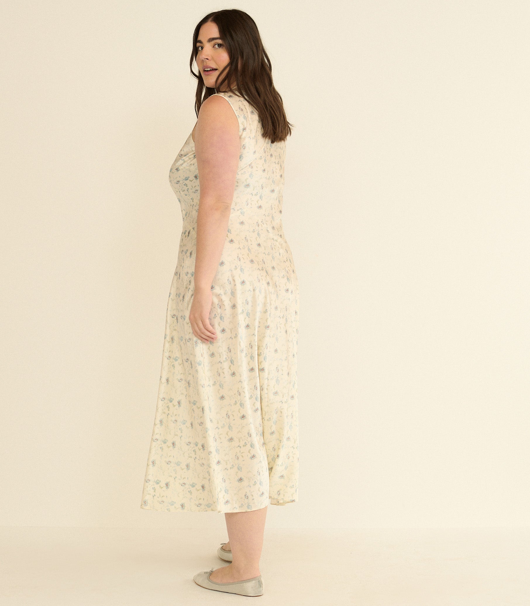 ADELANA DRESS -- CAMELLIA BLOOM view 9
