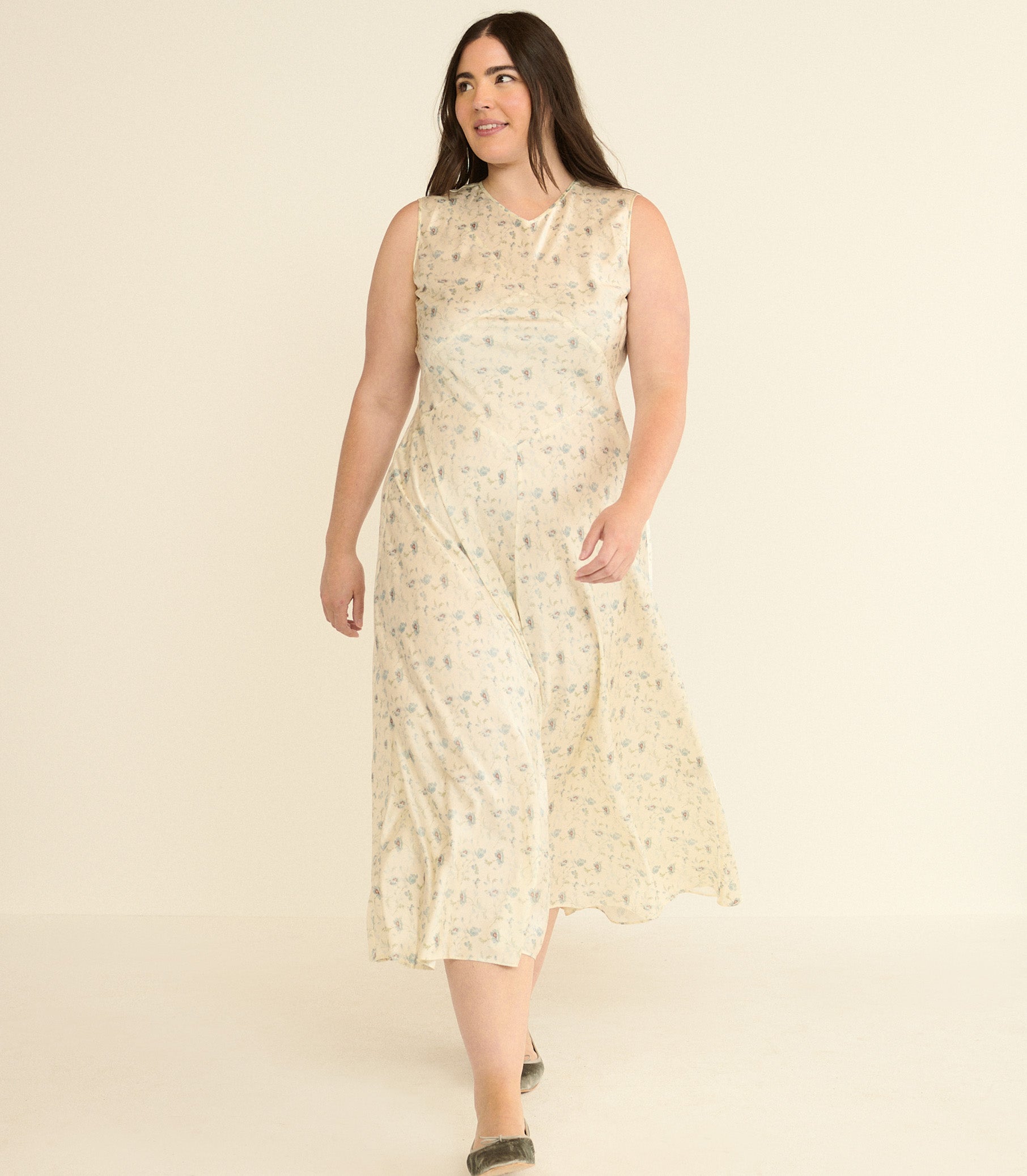 ADELANA DRESS -- CAMELLIA BLOOM view 8
