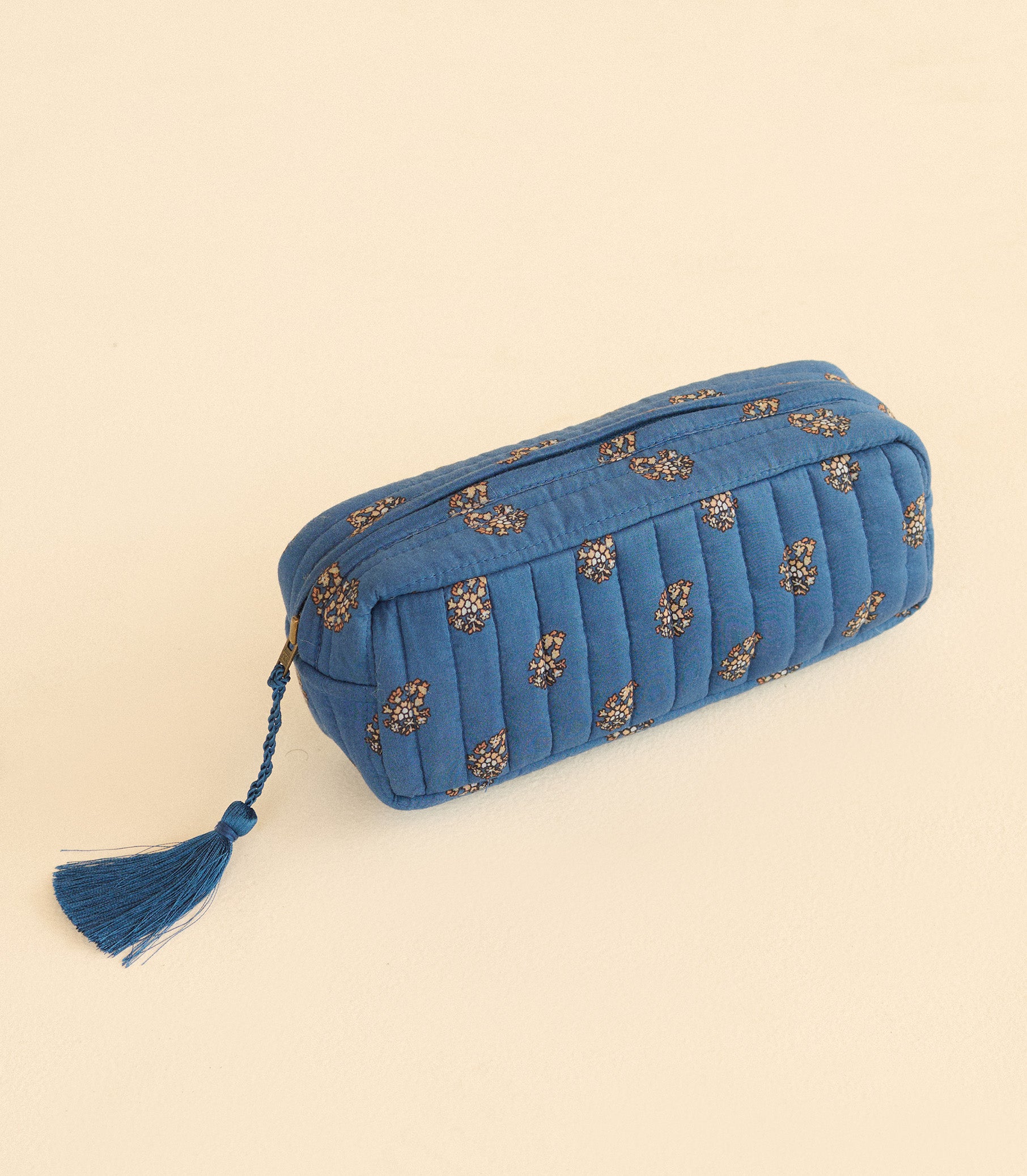 AISA POUCH -- EARTHA PAISLEY view 3
