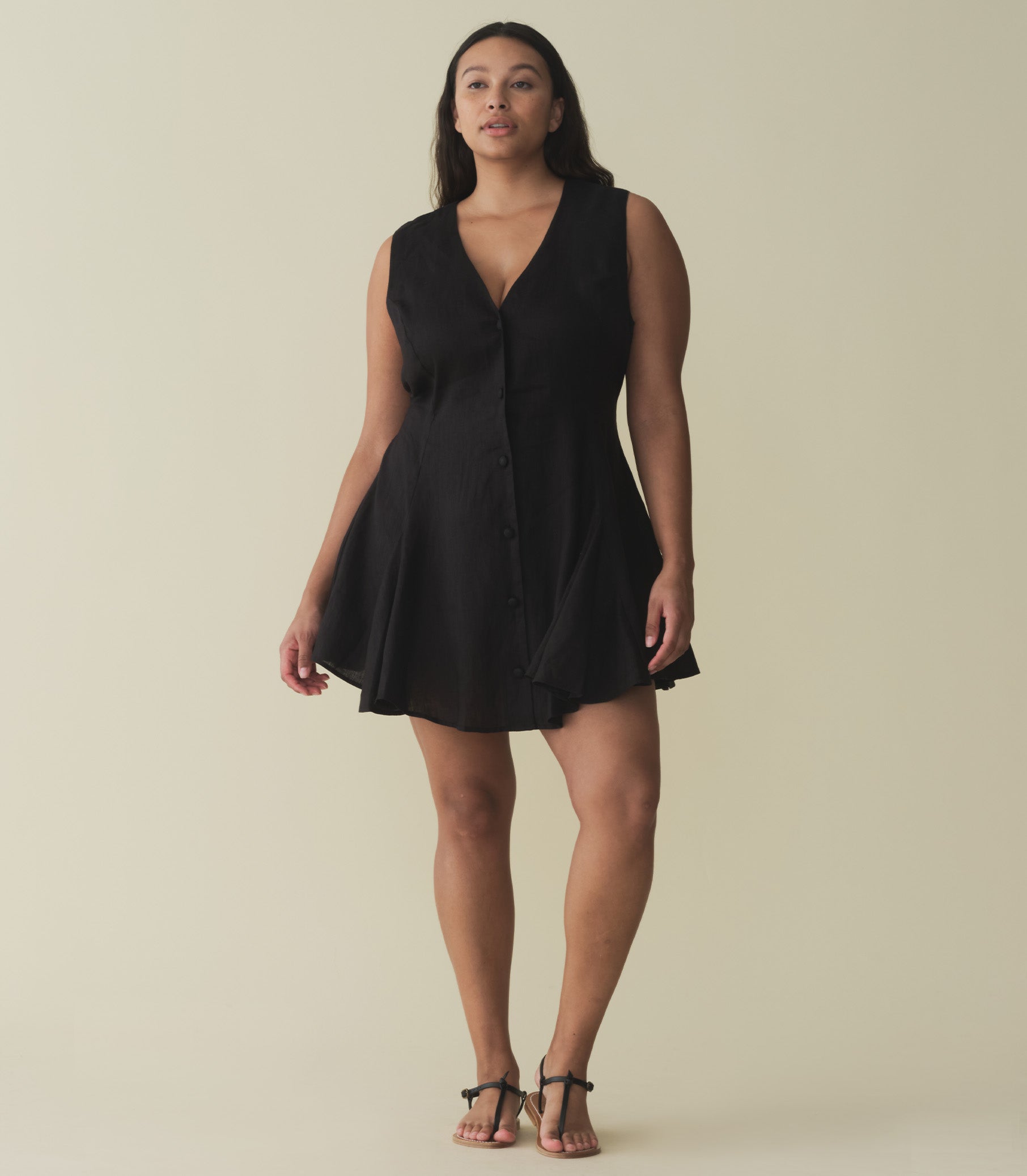 HMD -- AUBREY DRESS -- BLACK view 4

