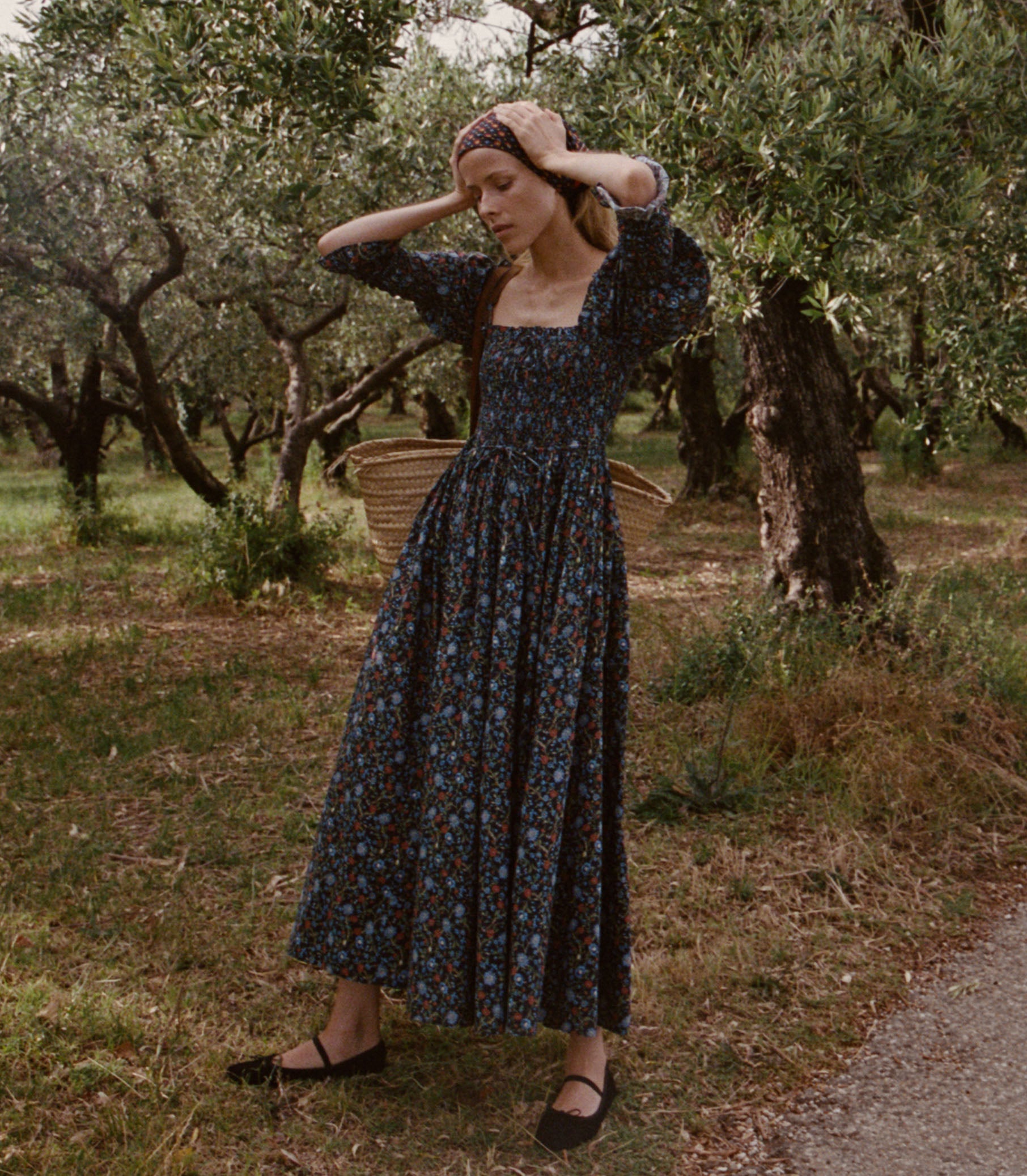 BIJOU DRESS -- NOIR PRAIRIE DE MONTAGNE view 4
