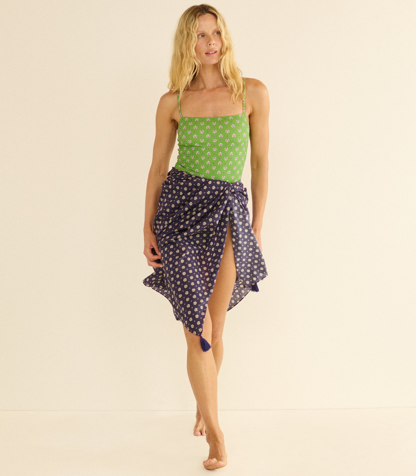 CASCAIS SARONG -- NAVY CADIZ FOULARD