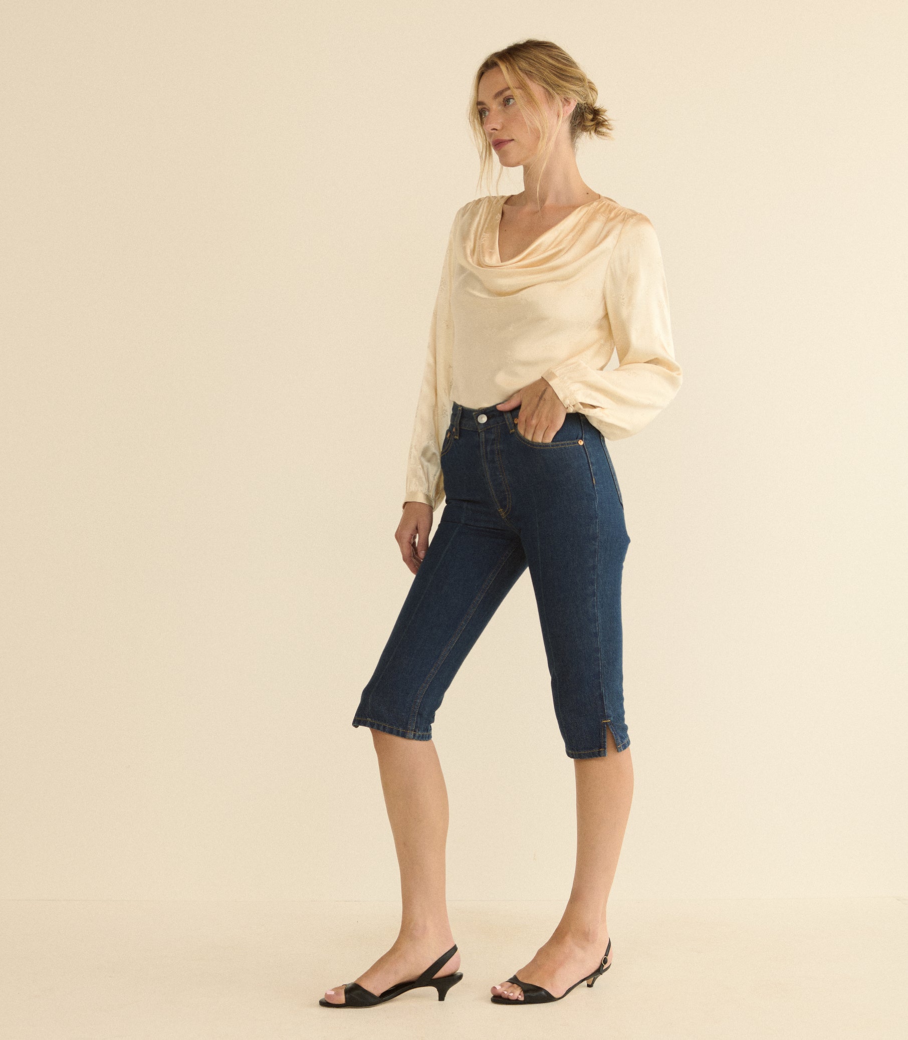 CHANTAL CAPRI -- CAVALAIRE DARK WASH view 3
