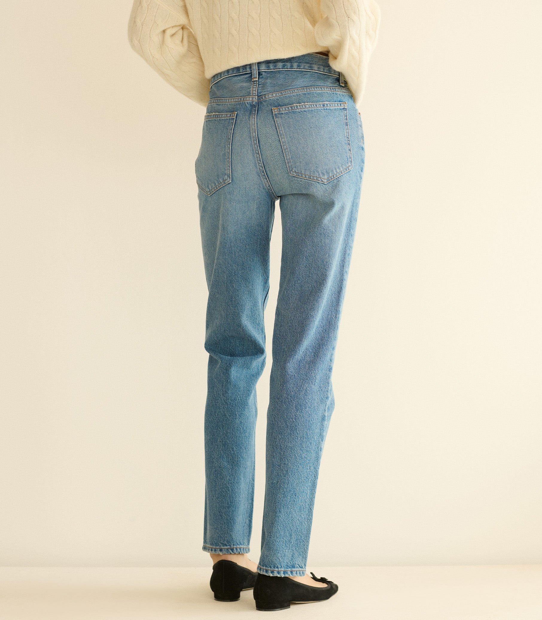 DIANA MID RISE JEAN -- MARVILLE WASH view 6
