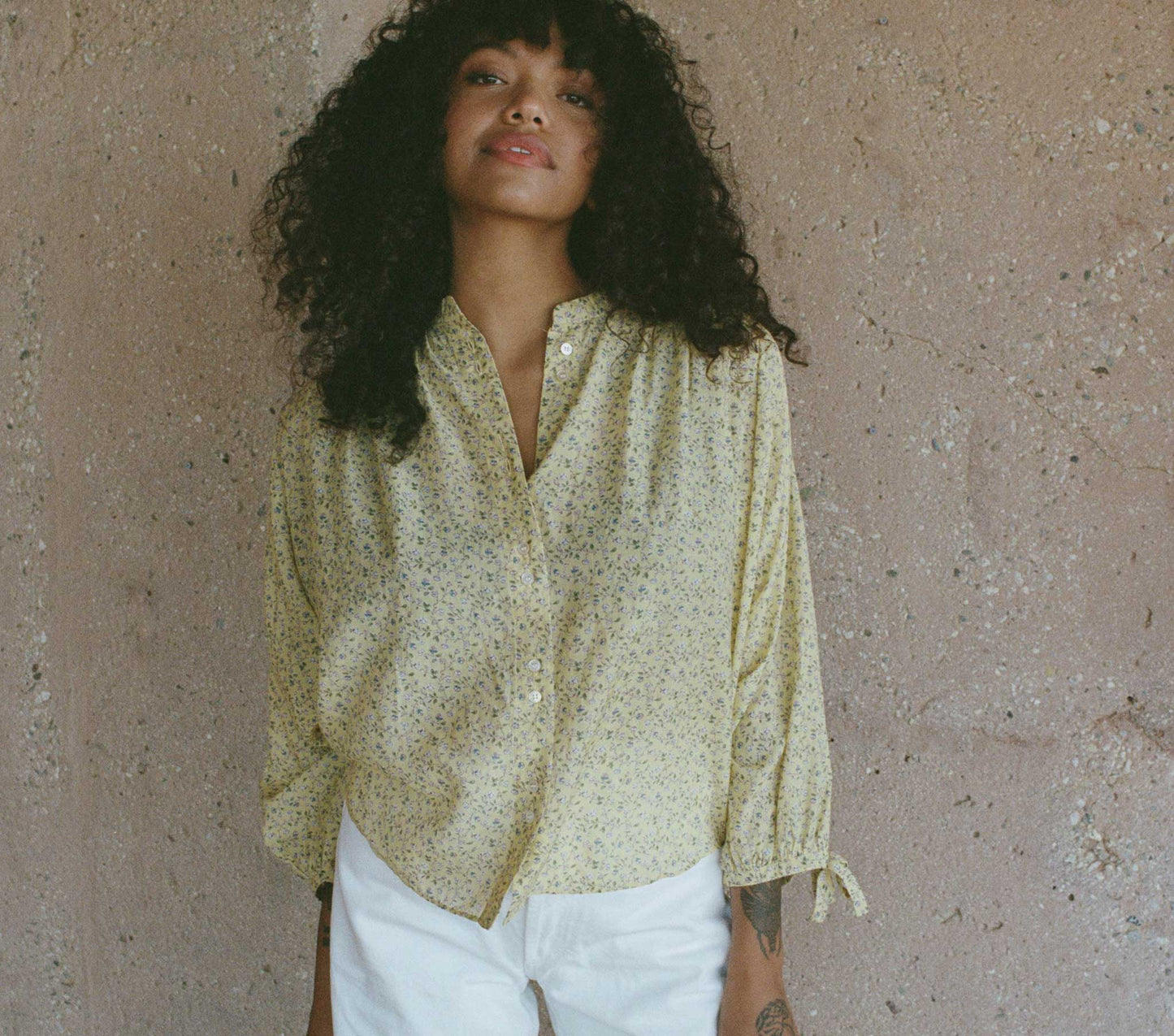 HMD -- O'KEEFFE TOP -- MOONFLOWER FLORAL