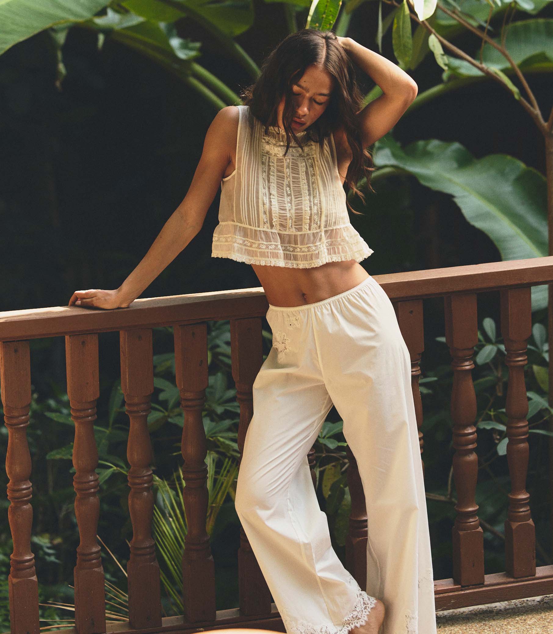 ELONIE TOP -- JASMINE view 3
