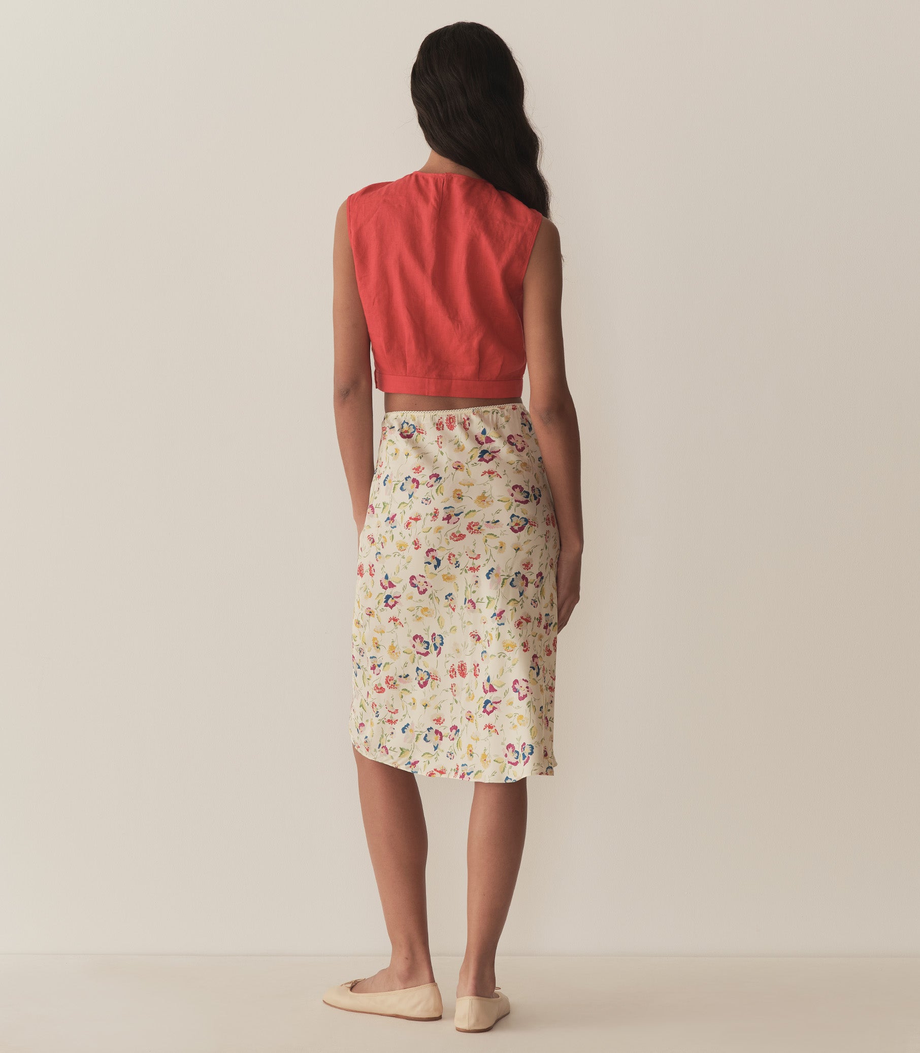 ELOWETTE SKIRT -- WINDSWEPT BLOOMS view 2
