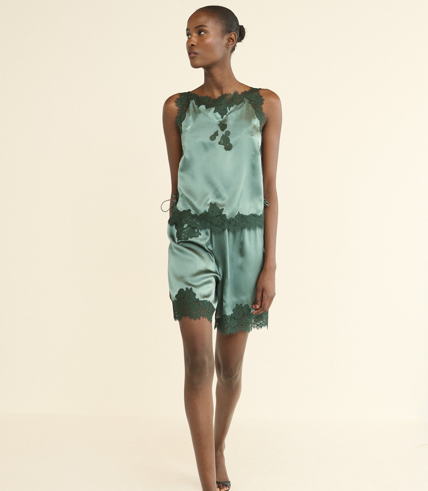 EVANIA TOP -- DULAC GREEN
