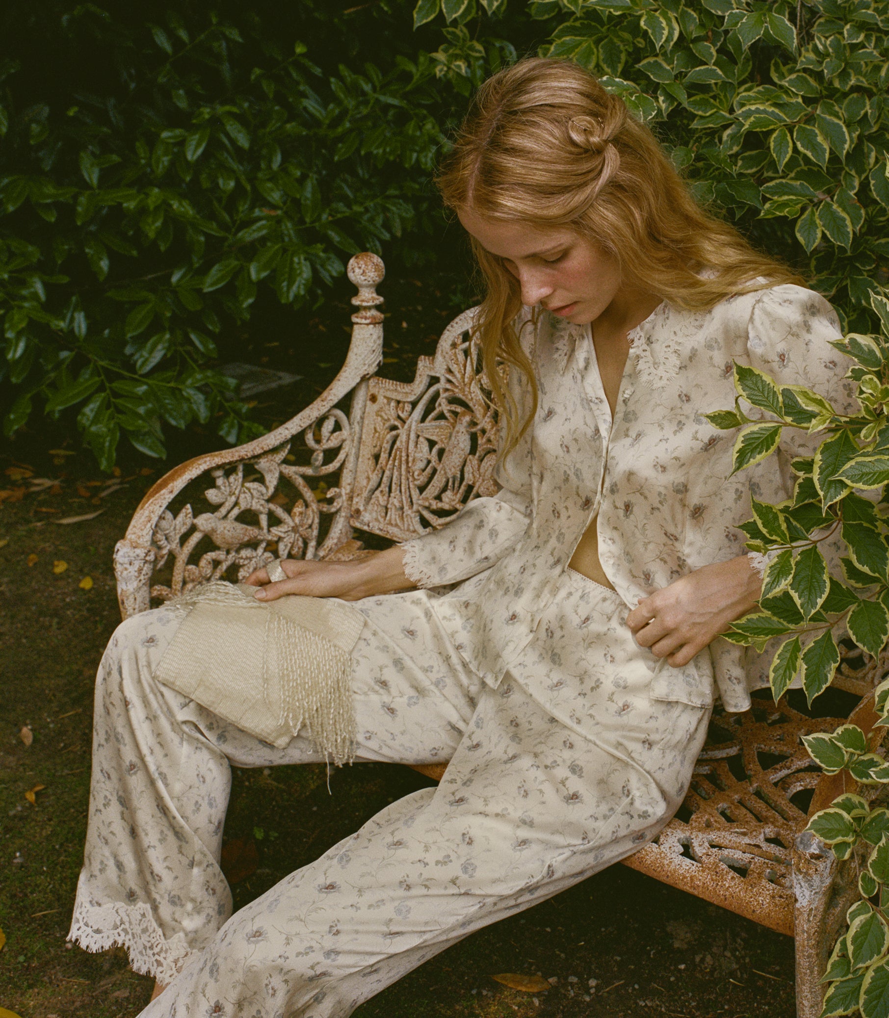 FELISE PANT -- CAMELLIA BLOOM view 4
