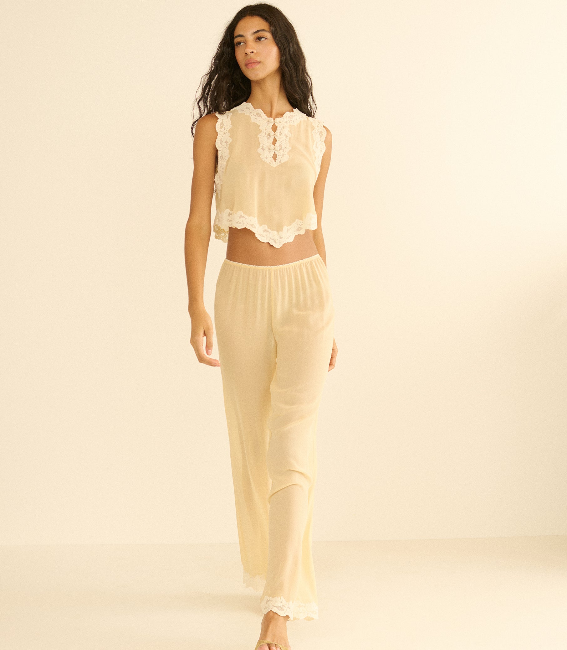 FELISE PANT -- SHELL view 3
