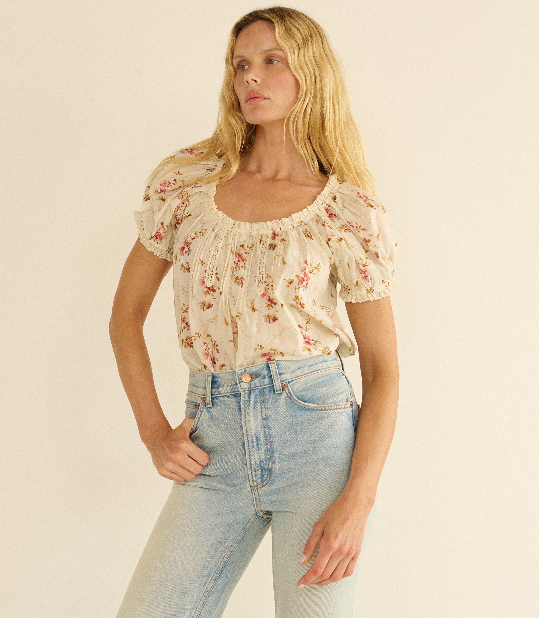 FREDERICA TOP -- BLANC PRAIRIE ROSE view 2
