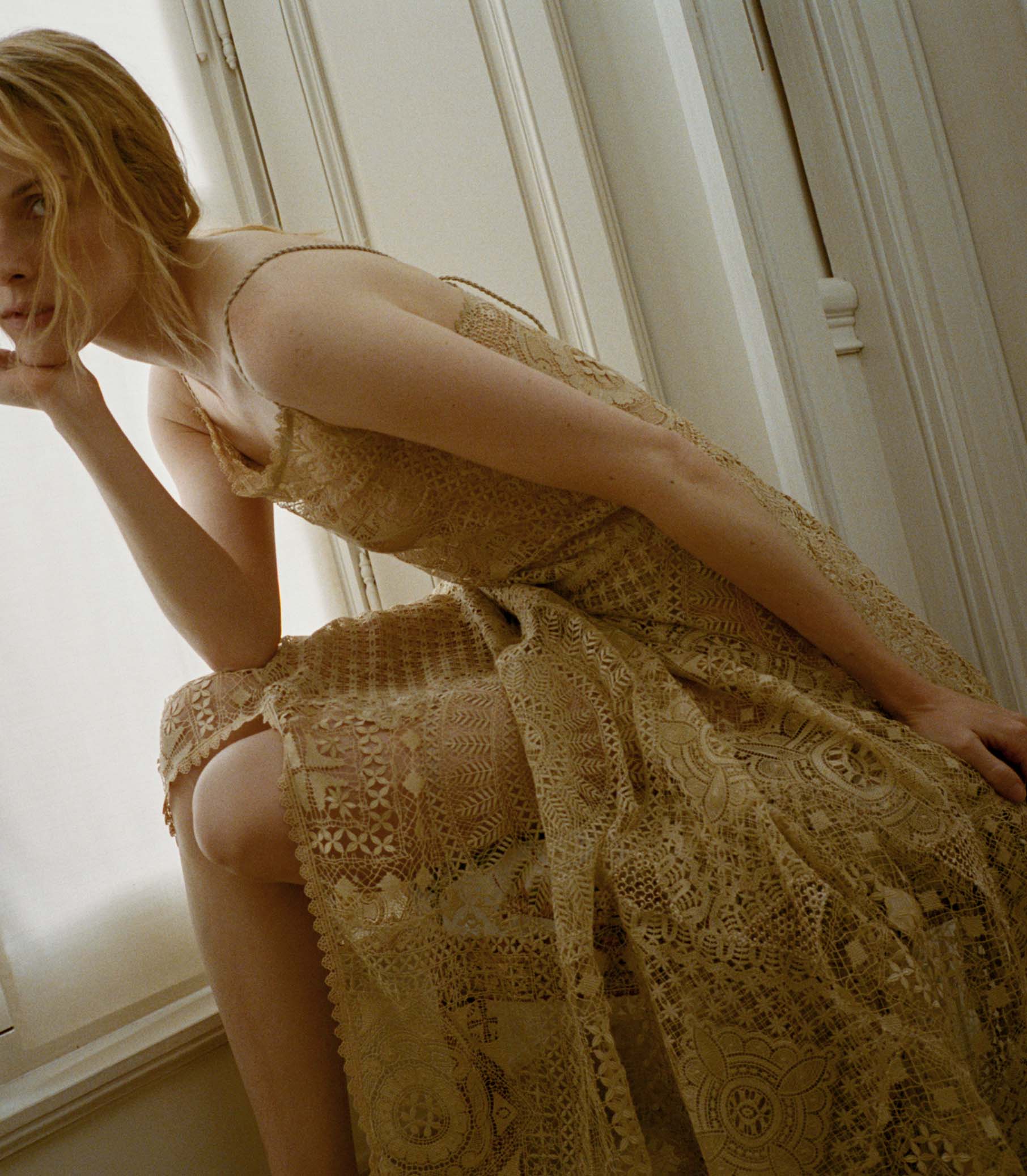 HANDKERCHIEF ANNIVERSARY DRESS -- PAILLE view 5
