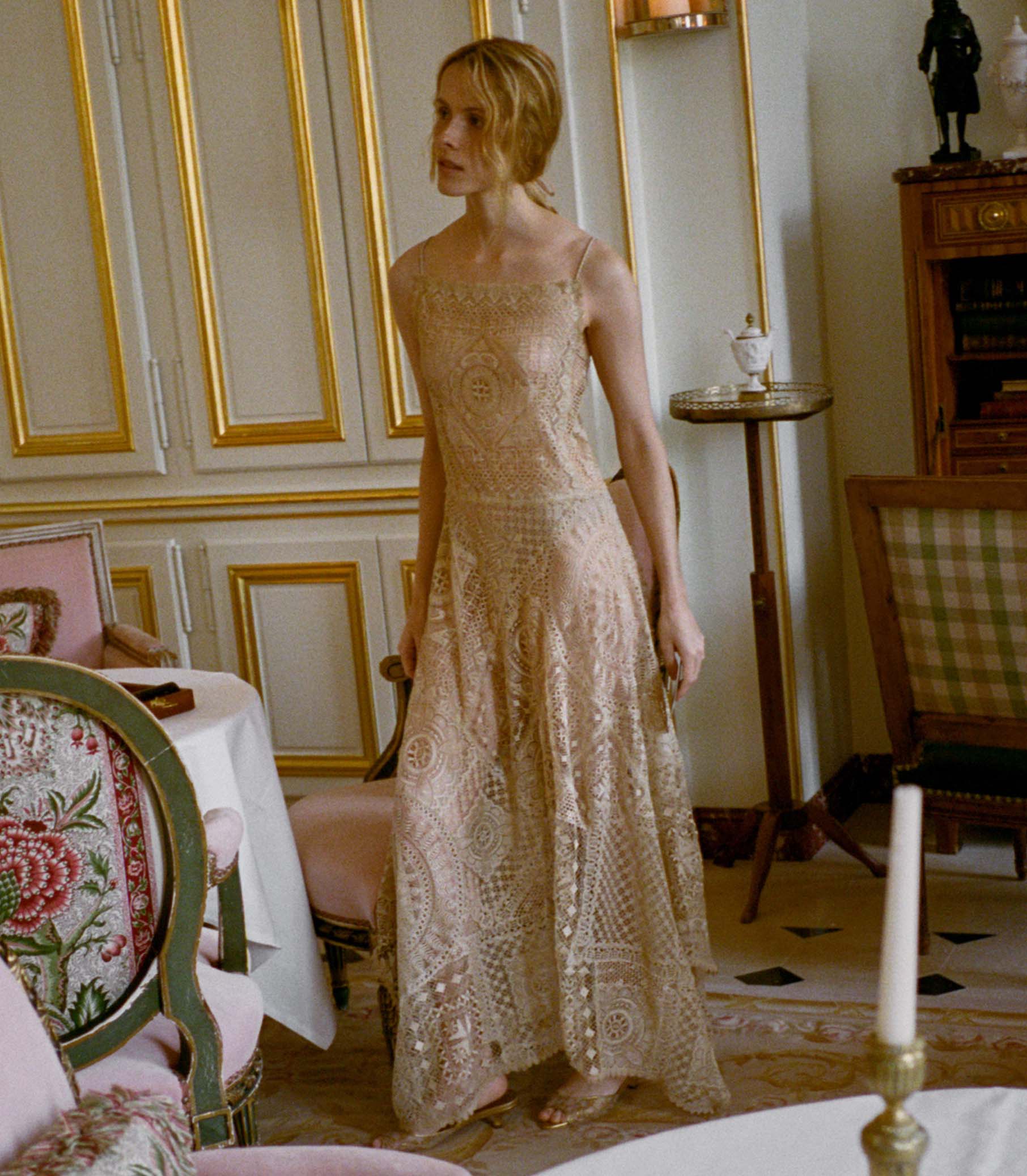 HANDKERCHIEF ANNIVERSARY DRESS -- PAILLE view 3
