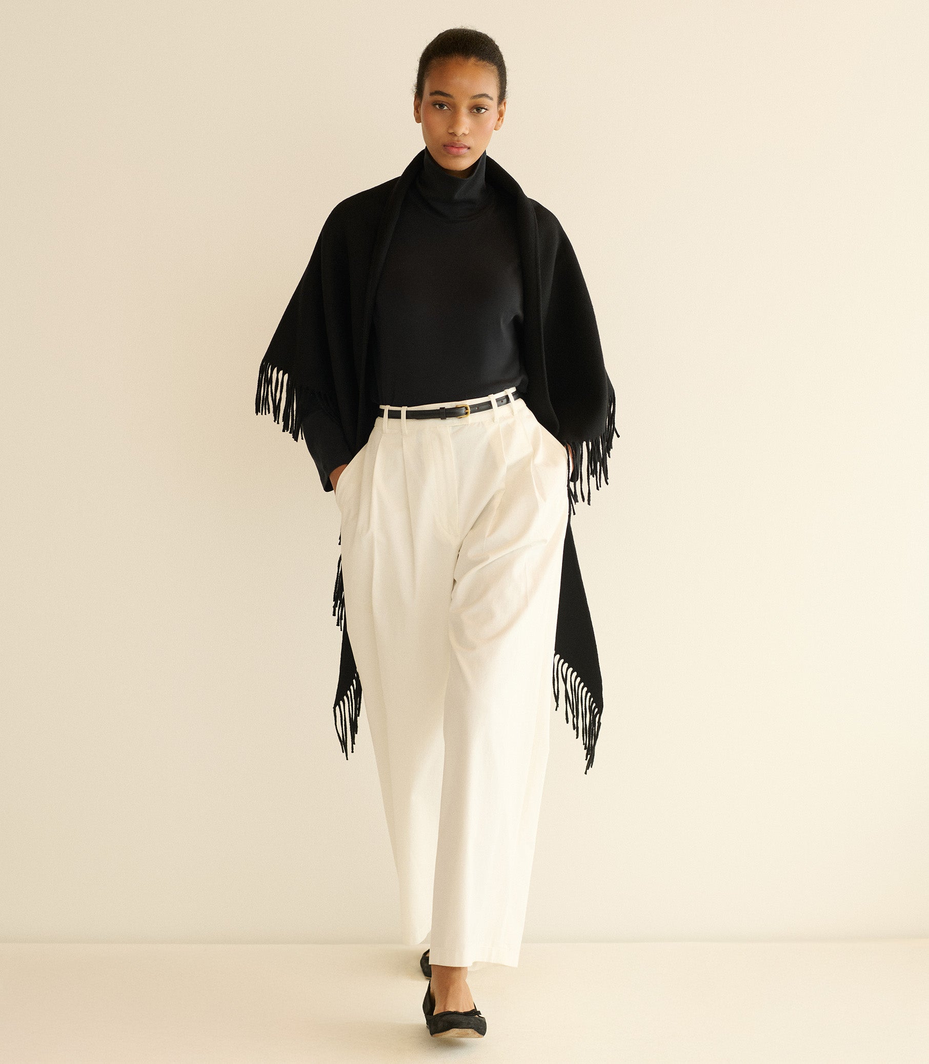 HAWTHORN TURTLENECK -- BLACK view 3
