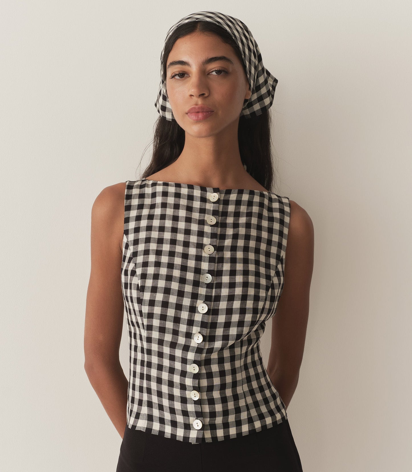 HMD -- HAYDEN TOP -- BLACK MARILYN GINGHAM