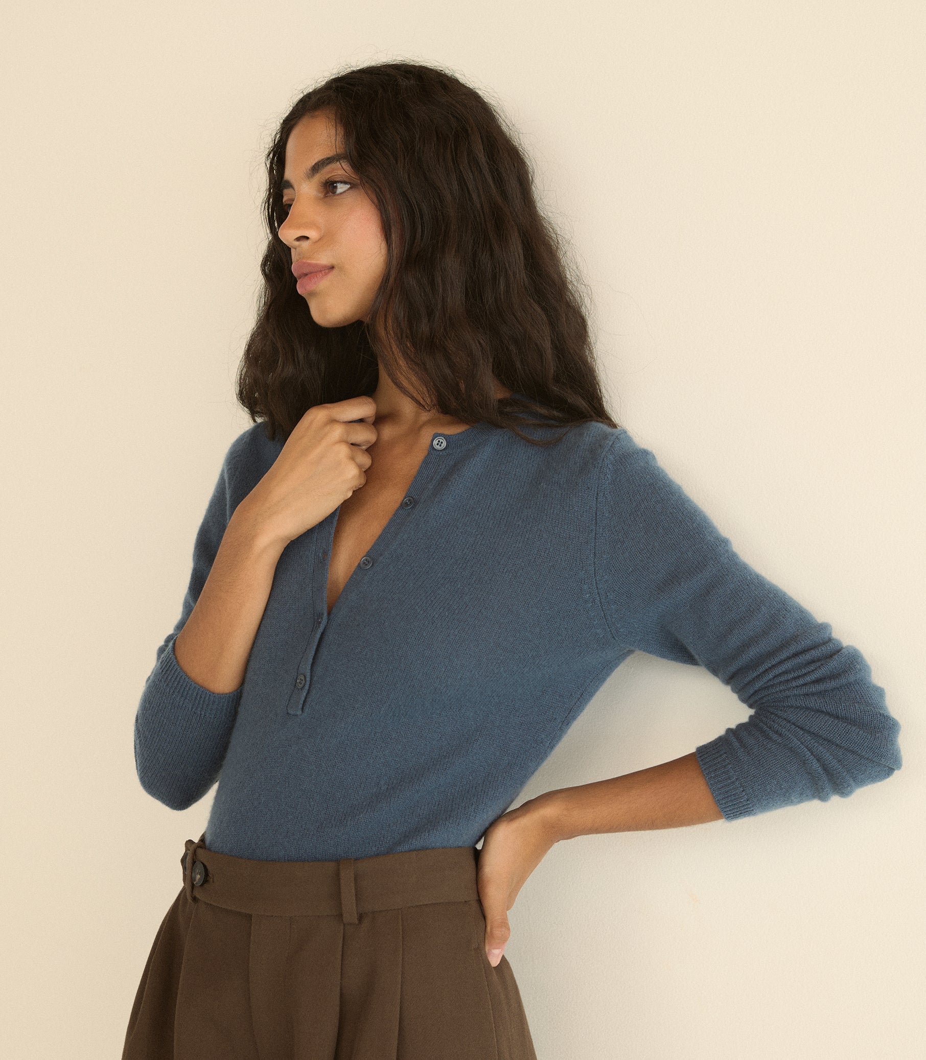 HEATH CASHMERE HENLEY -- BLUE STONE view 2
