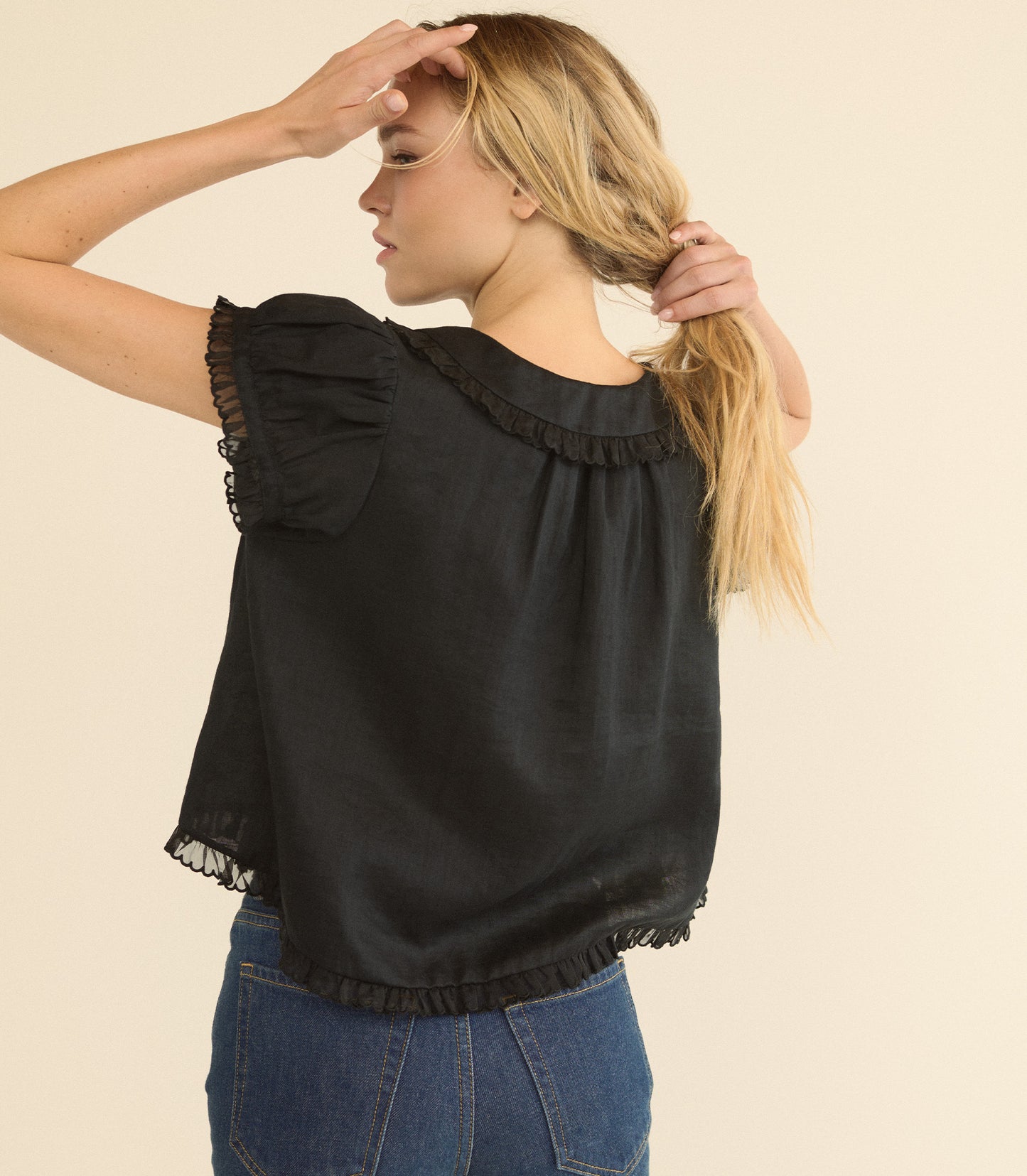KARINA TOP -- BLACK