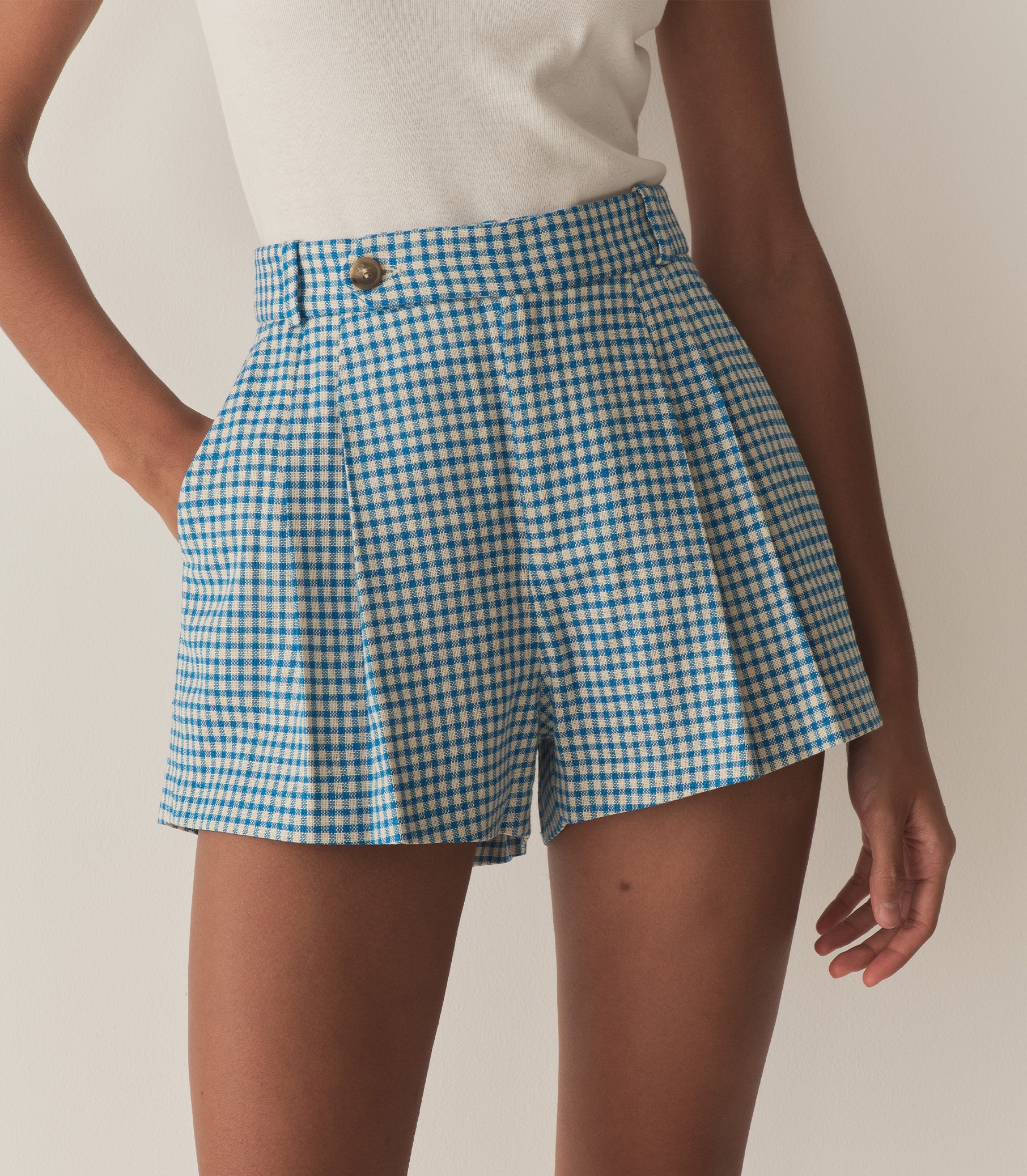 HMD -- KINGSLEY SHORT -- SOUTHAMPTON GINGHAM view 1
