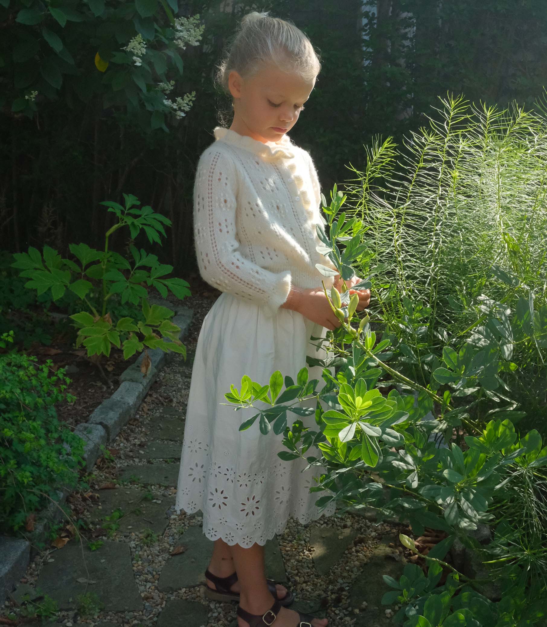 LITTLE CLAUDIE CARDIGAN -- IVORY view 5
