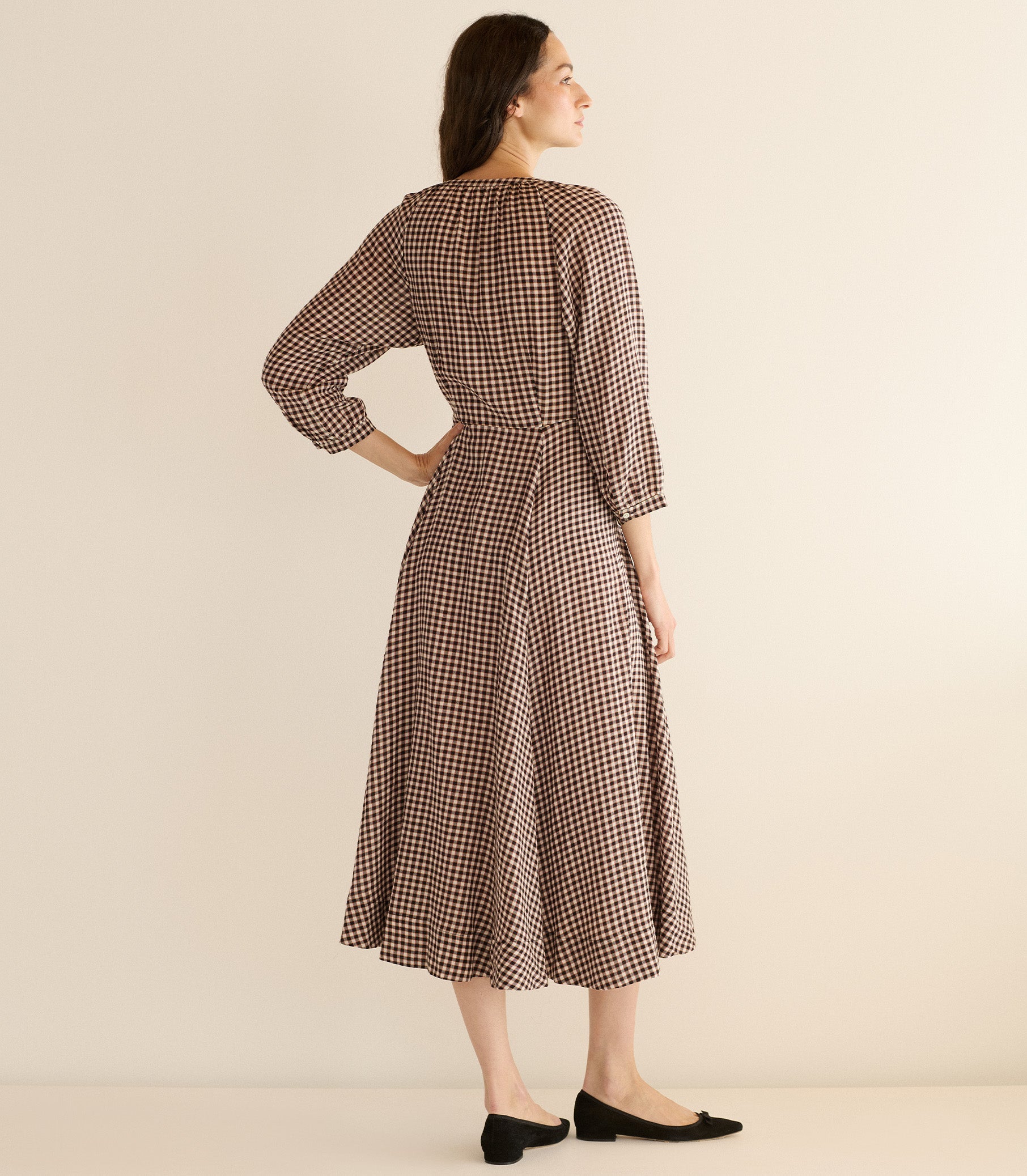MADELAINE DRESS -- DELPHINE PLAID view 4
