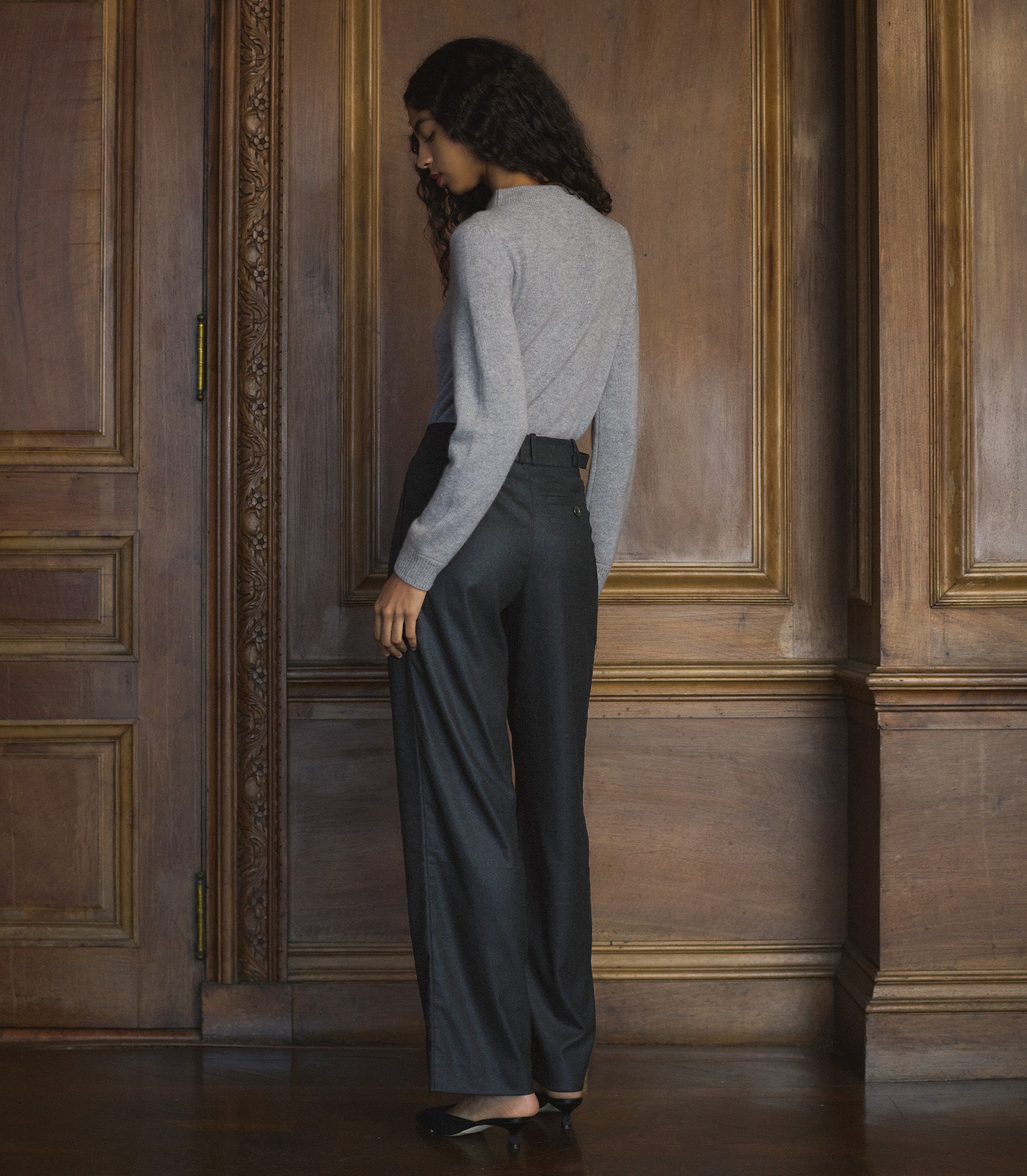 MAIRE CASHMERE SWEATER -- CLOUD GREY view 5
