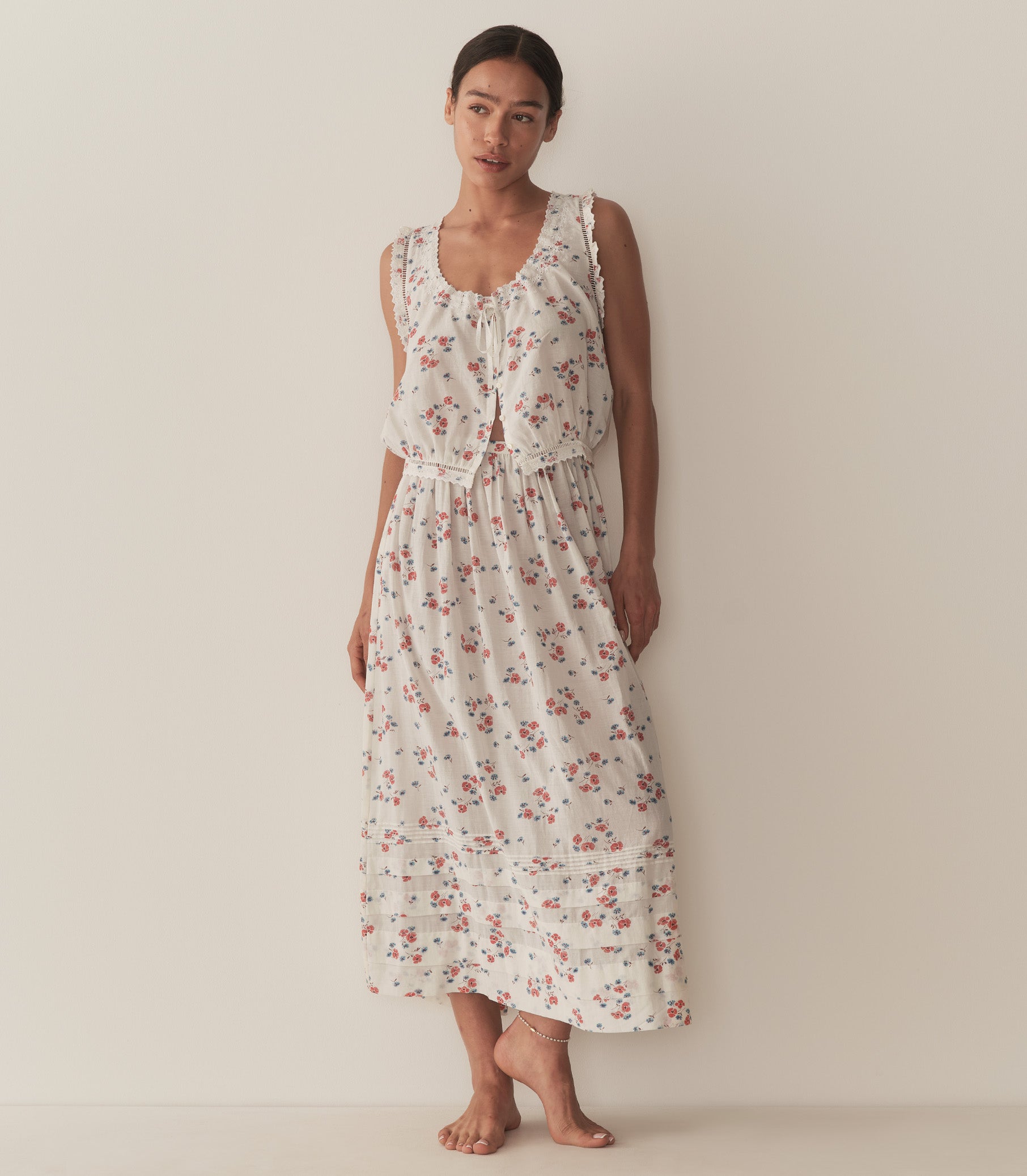 HMD -- MARCIE SKIRT -- POPPY FIELD view 4
