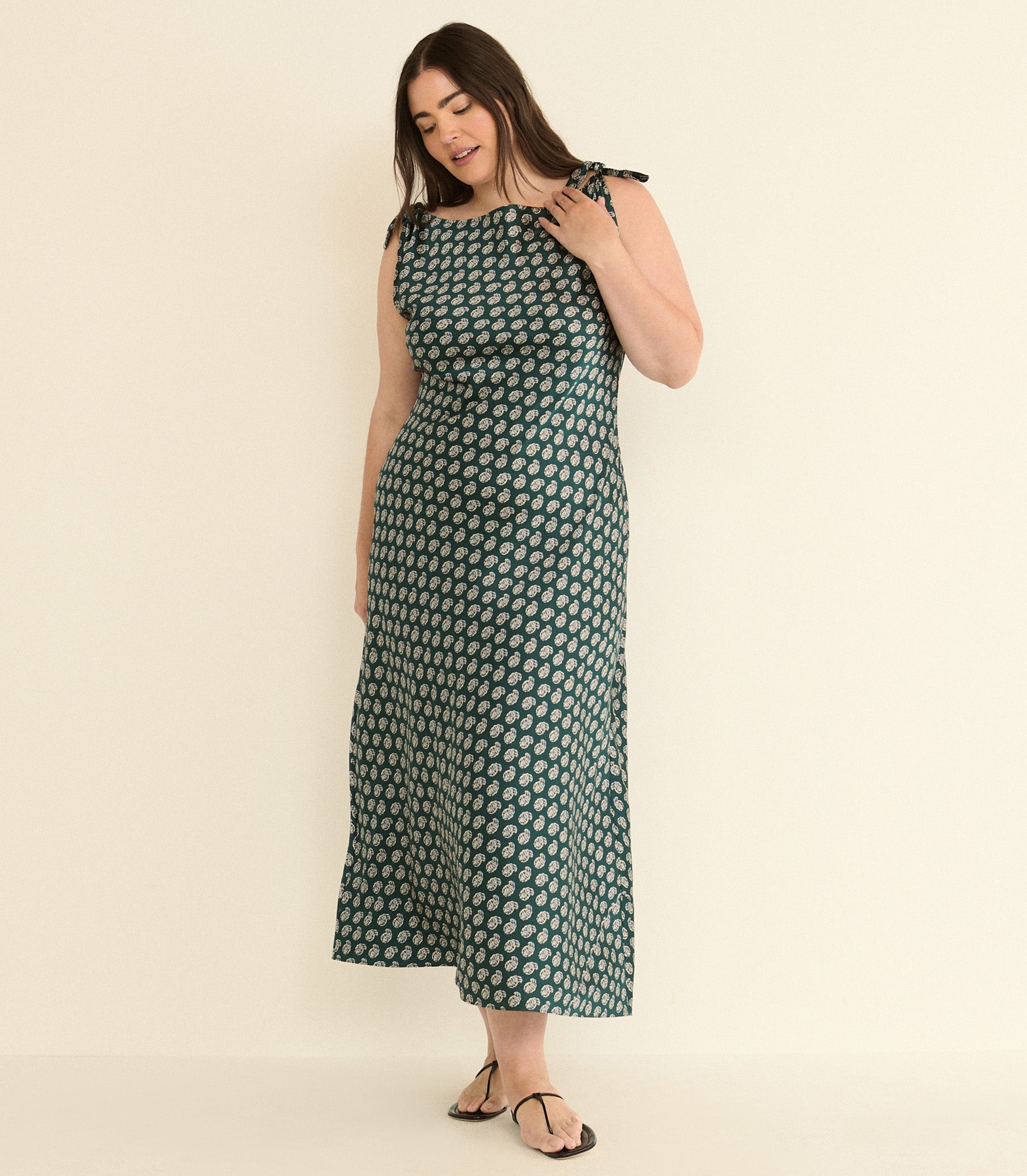 MARISELLE DRESS -- CHAUMONT PAISLEY view 8
