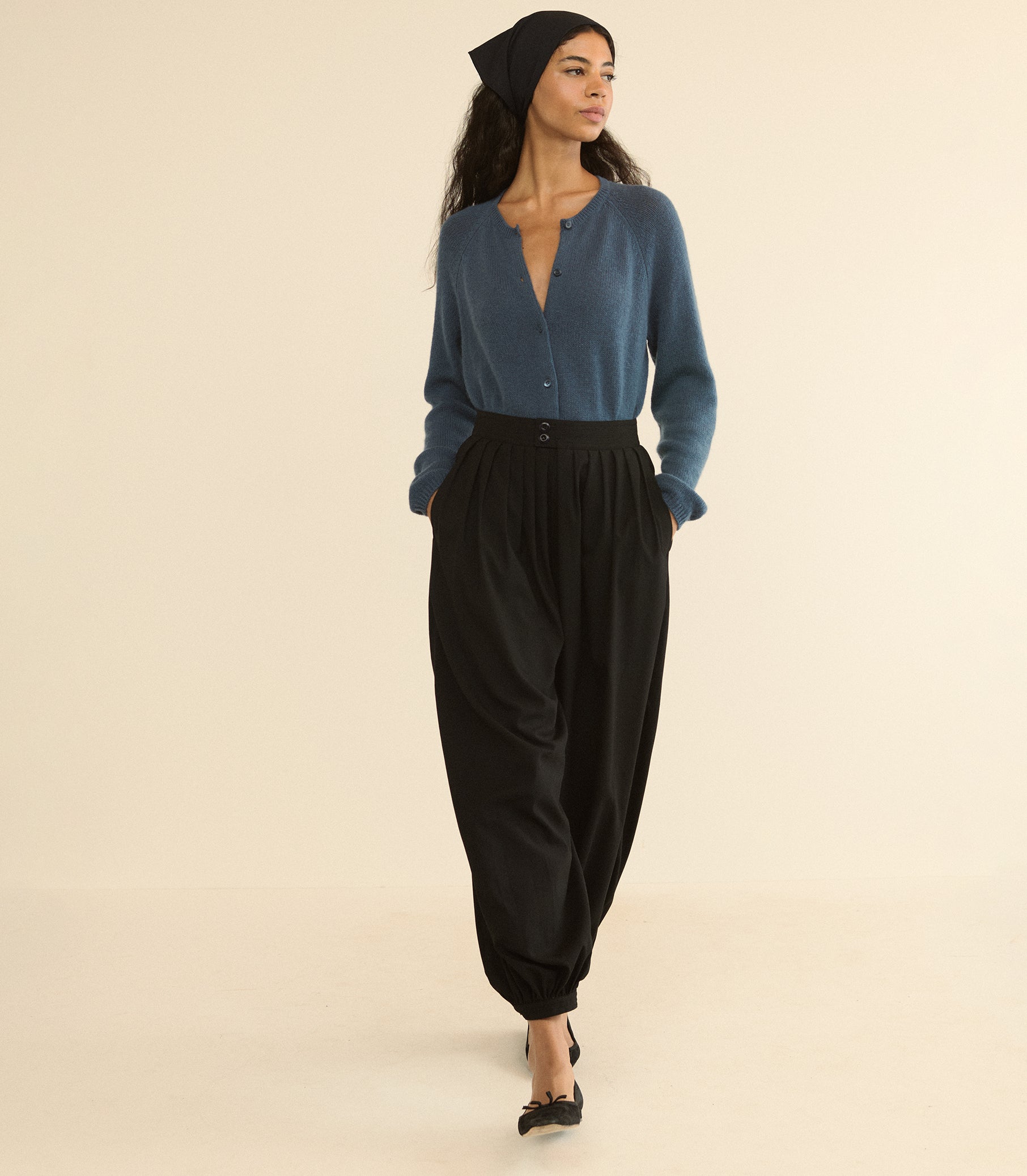 PEROLINE CASHMERE CARDIGAN -- BLUE STONE view 3
