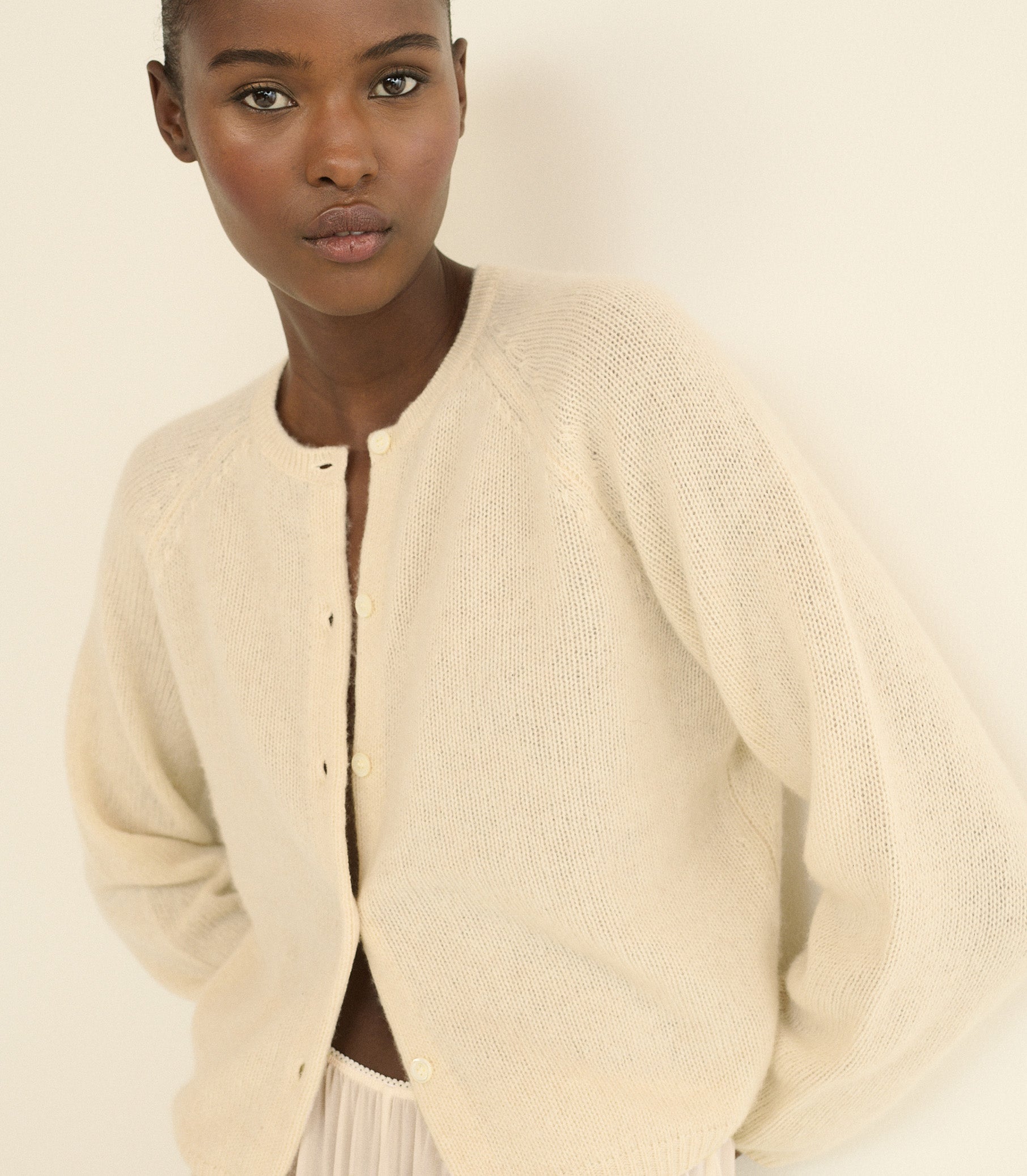 PEROLINE CASHMERE CARDIGAN -- DOGWOOD