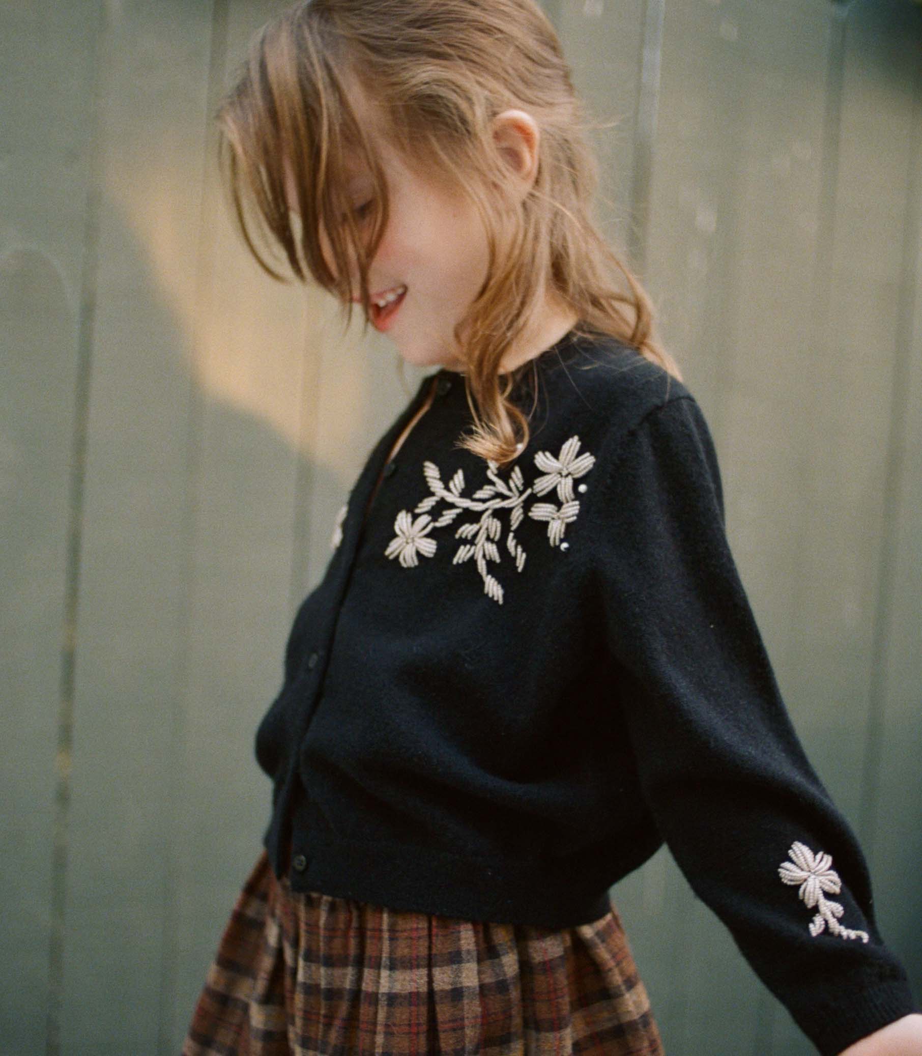 PETIT TRESOR CARDIGAN -- BLACK view 4
