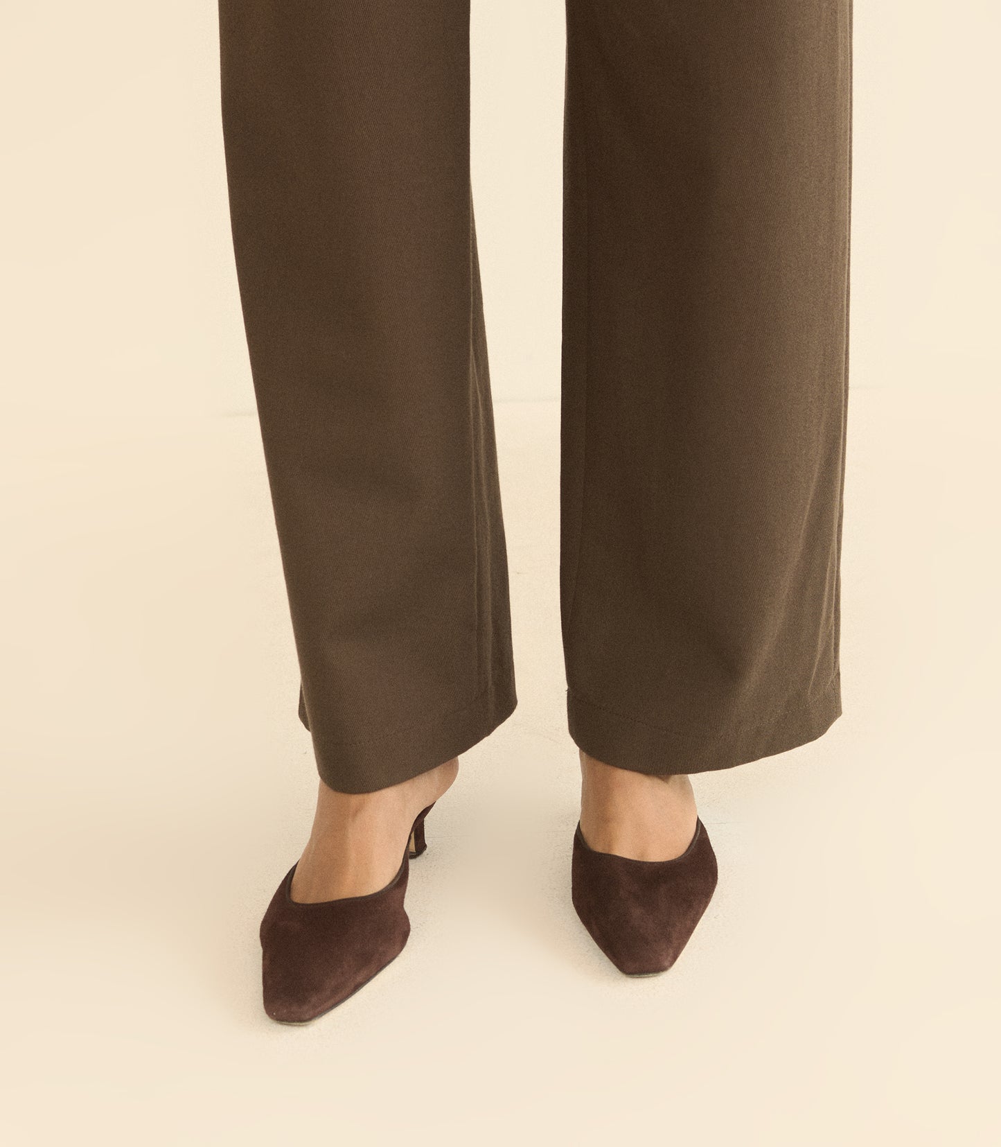 PICA MULE -- EQUESTRIAN BROWN SUEDE