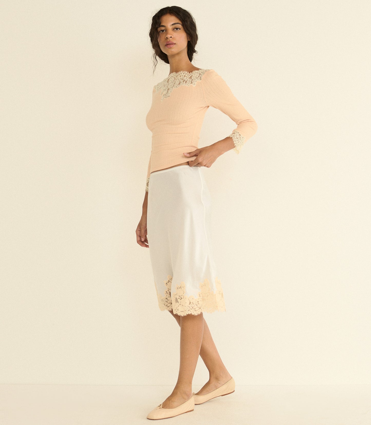 RIANA TEE -- LIGHT PEACH SORBET