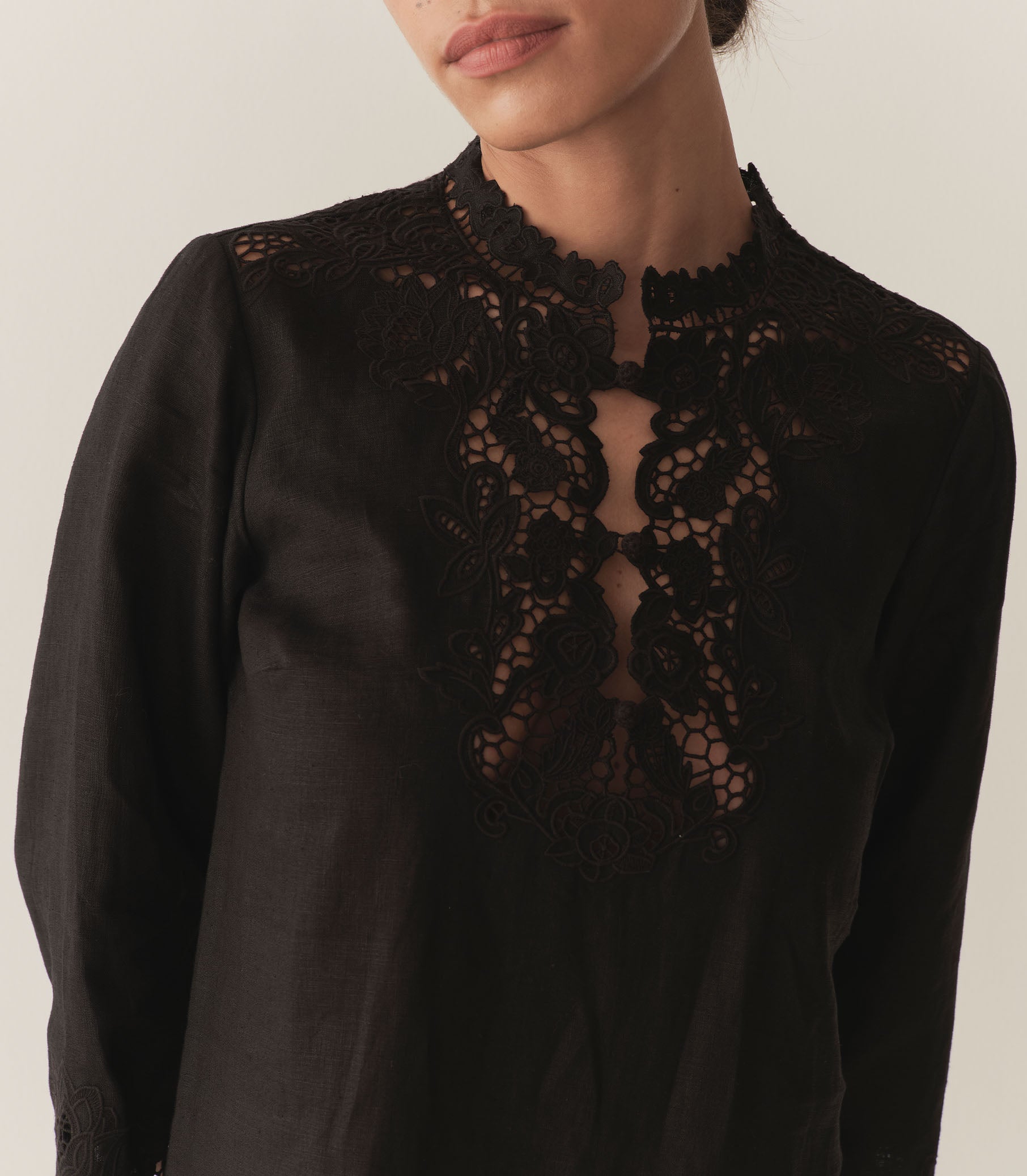 HMD -- ROSELIE TUNIC -- BLACK view 2
