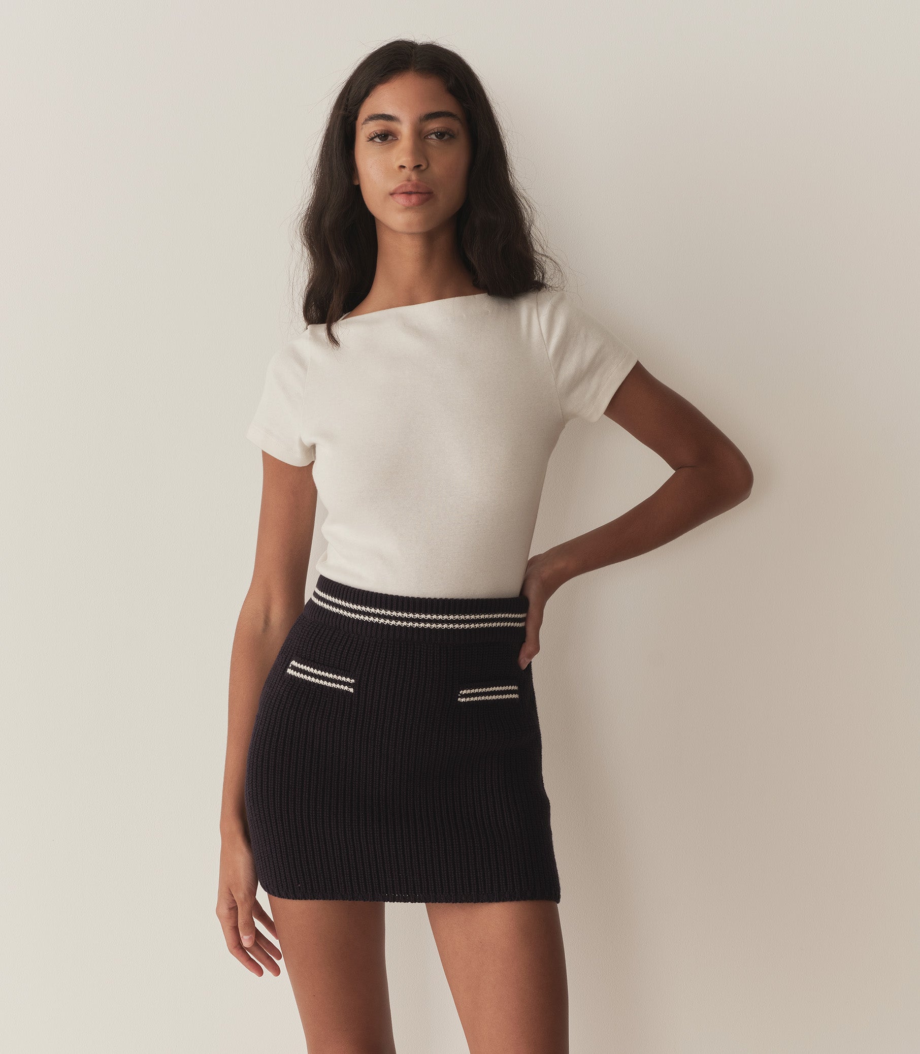 SEYMOUR SKIRT -- DEEP NAVY view 1
