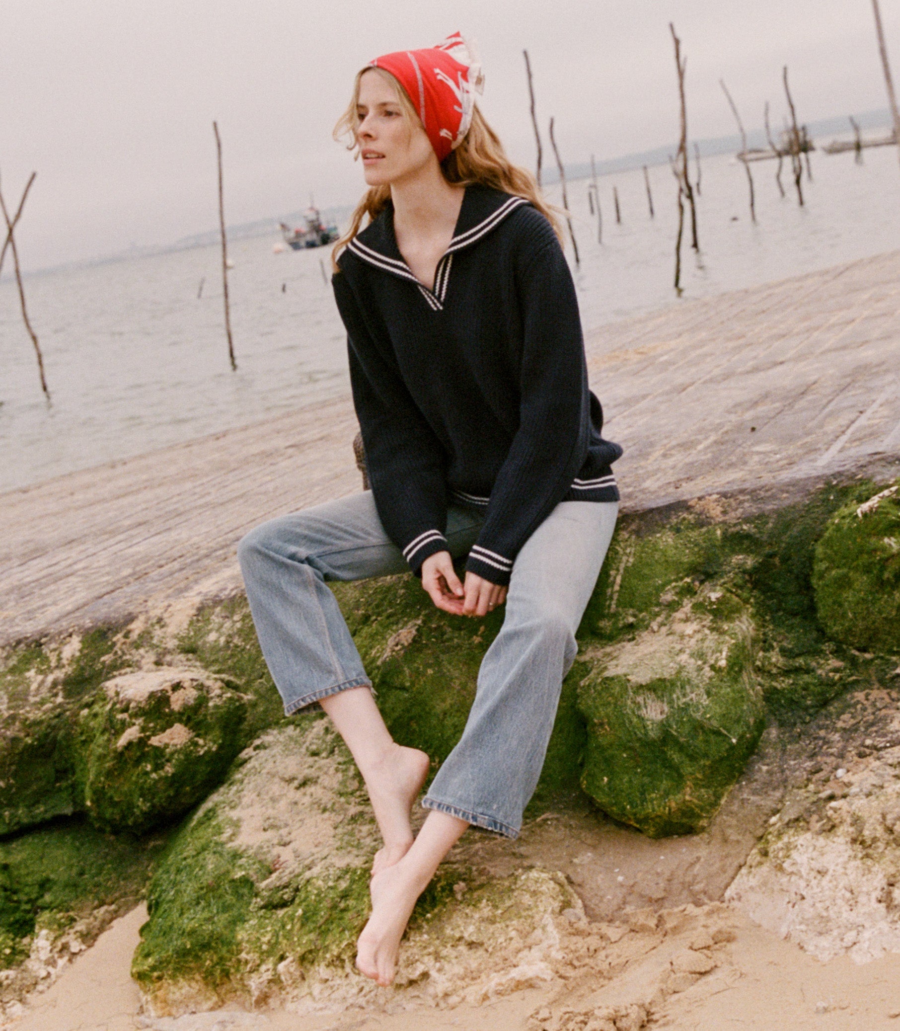 HMD -- VOYAGE SWEATER -- DEEP NAVY view 3
