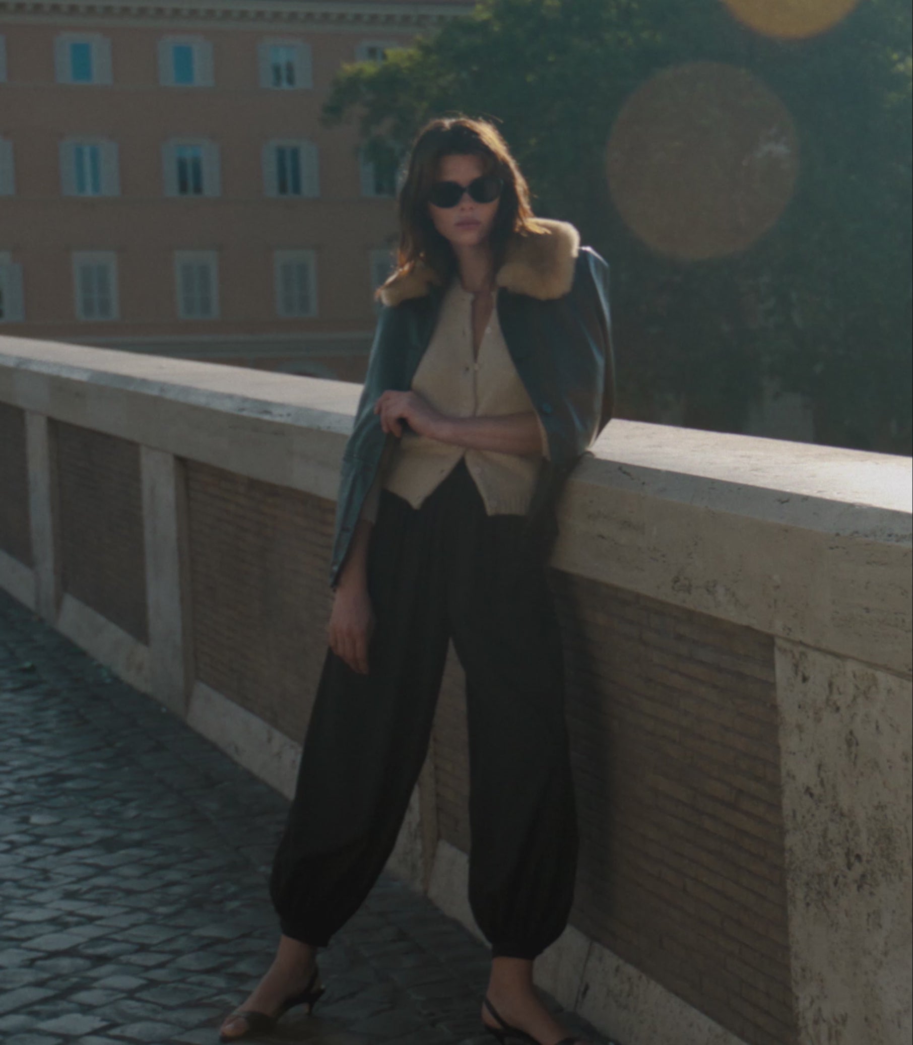 THEONIE PANT -- BLACK view 9
