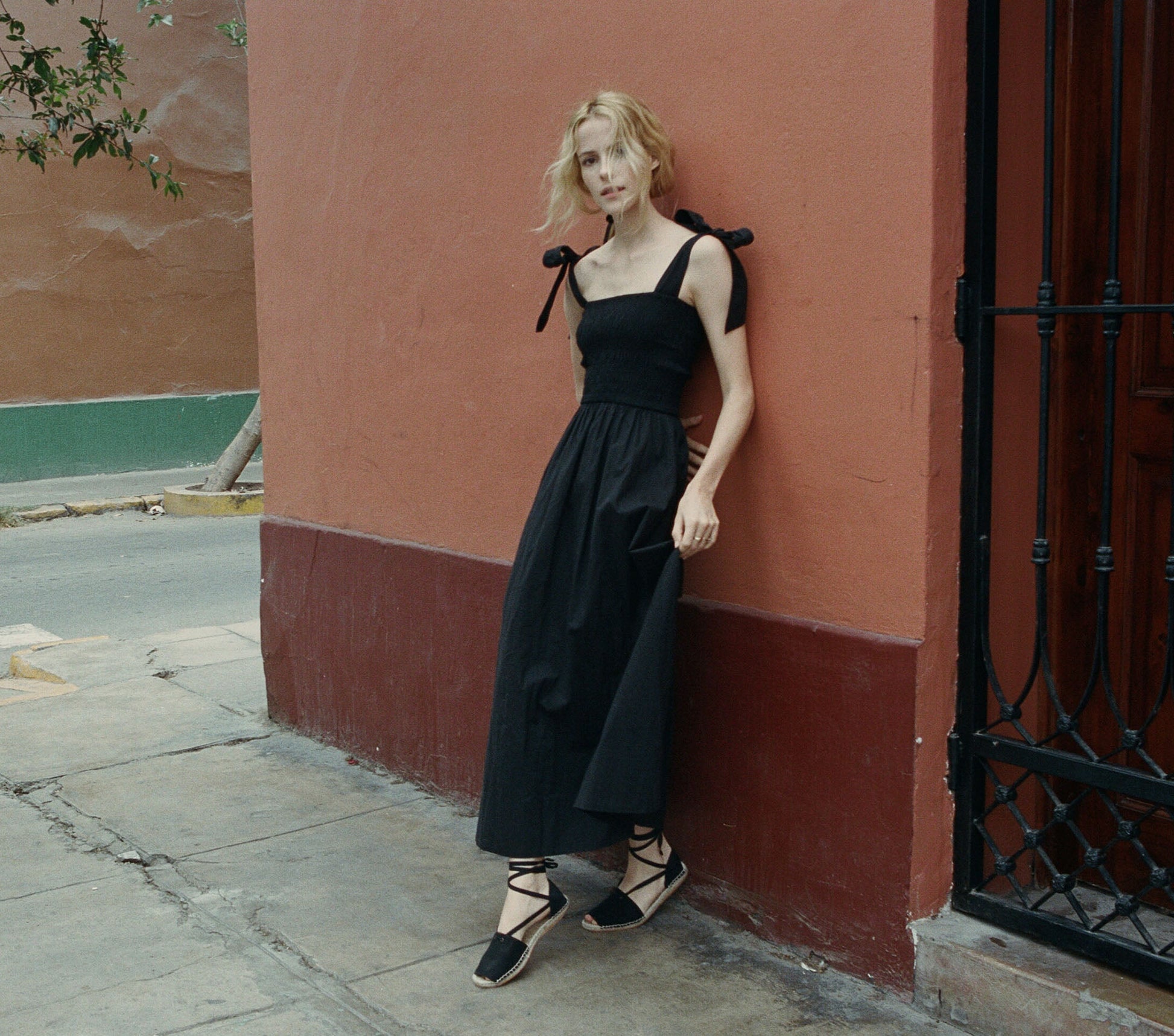 HMD -- JASMINE DRESS -- BLACK view 1

