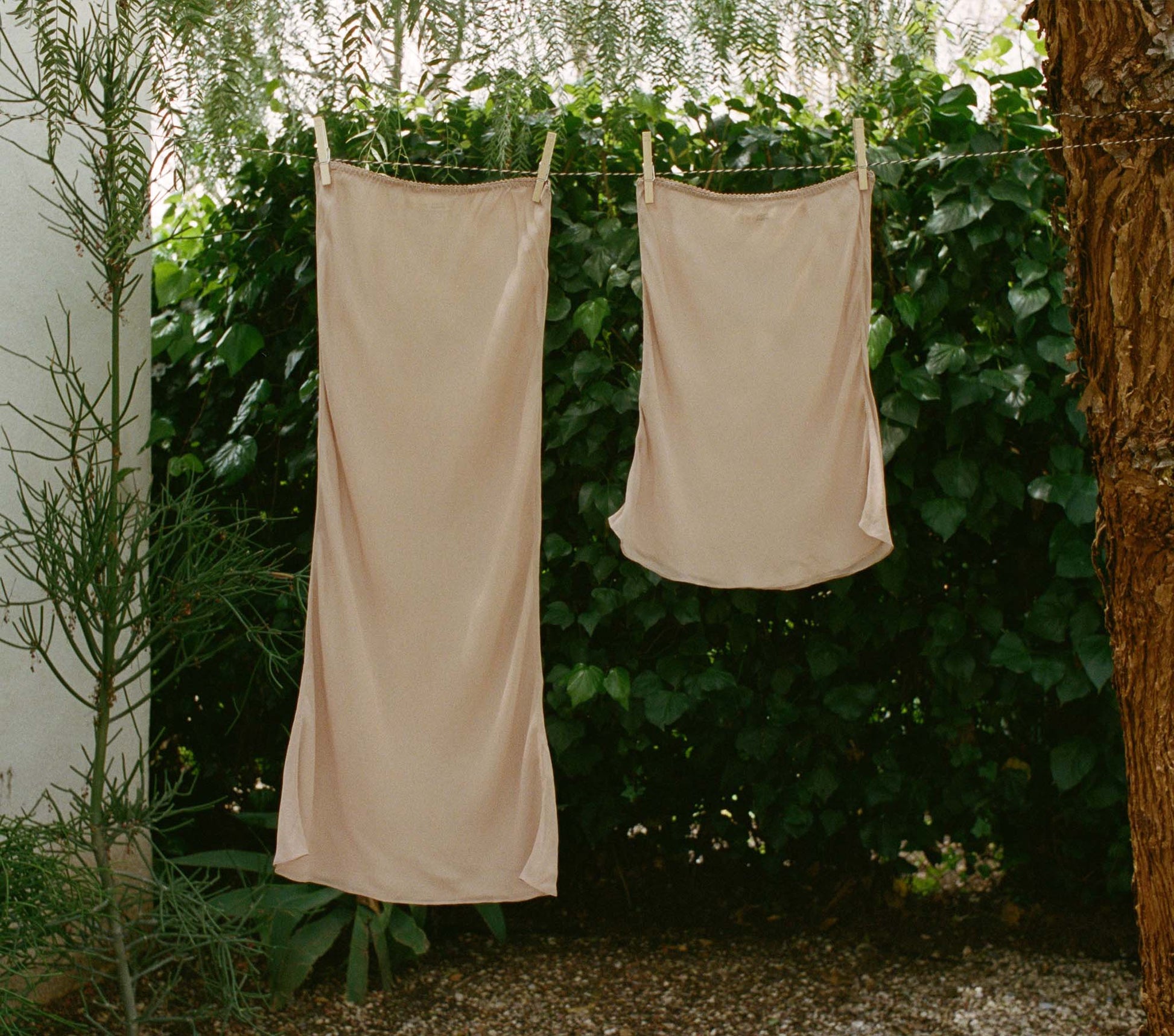 LONG SKIRT SLIP -- CONCH view 2
