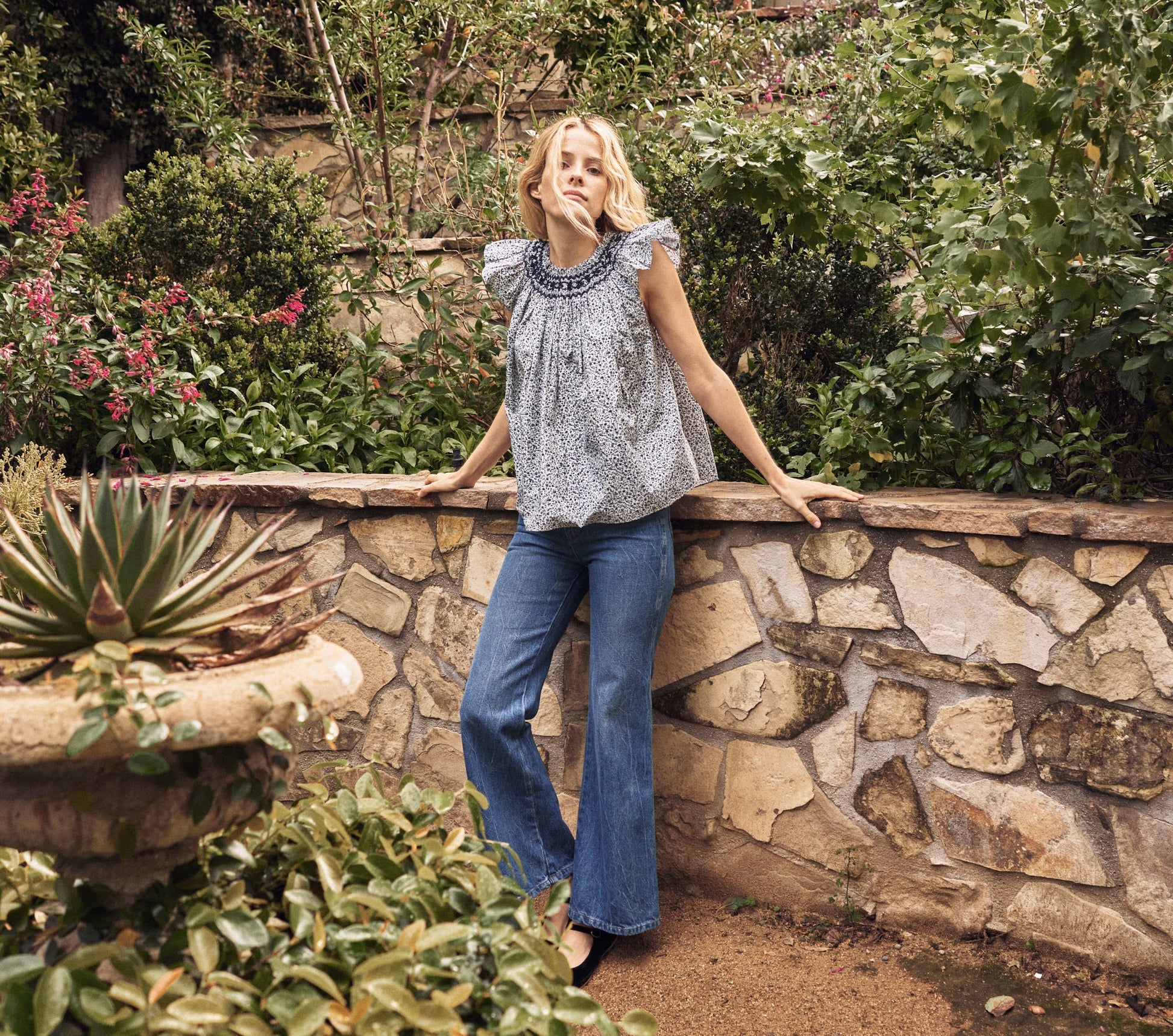 HMD -- LENOR TOP -- NAVY CHAMPIGNON FLORAL view 2

