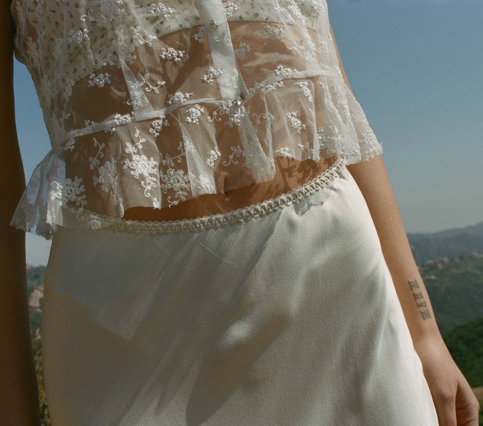 HMD -- ELOWEN SKIRT -- MOTHER OF PEARL view 2
