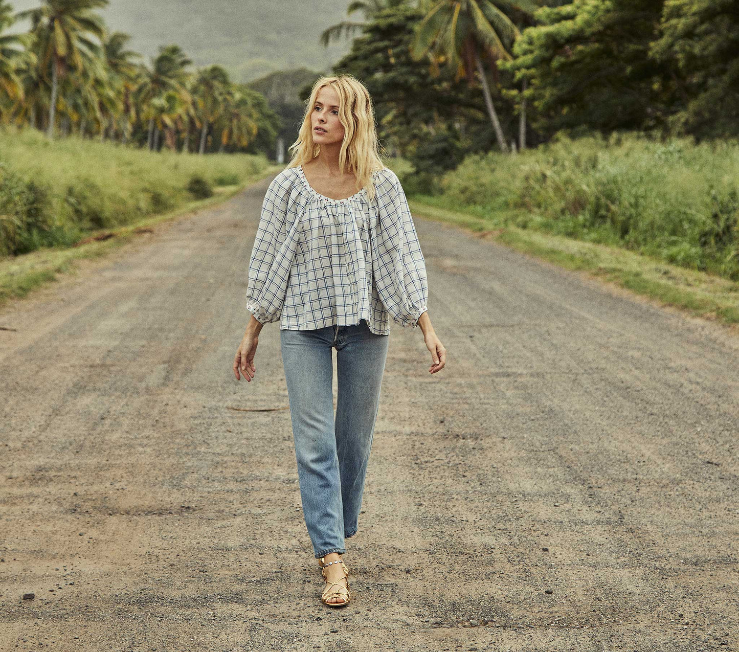 HMD -- JEANNE TOP -- BLUE ATTICUS PLAID