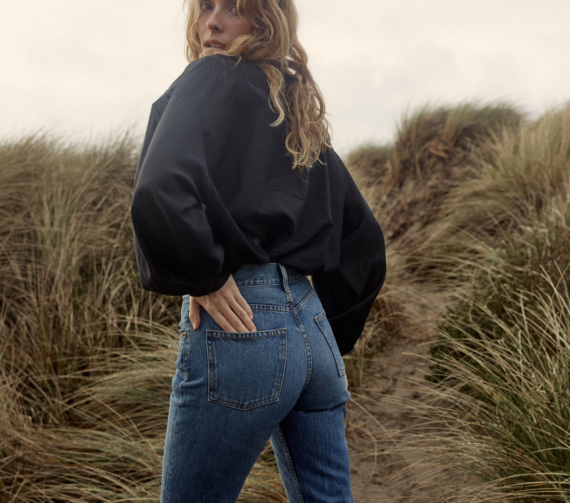 THE JANE BLOUSE -- BLACK view 3
